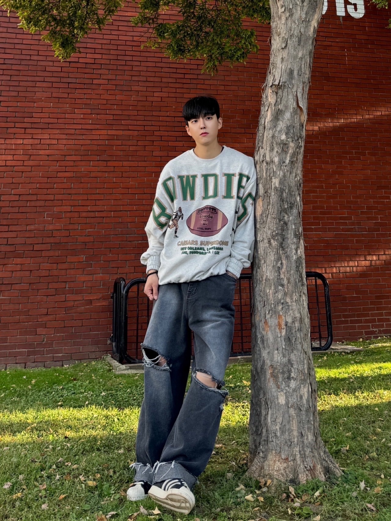 Adidas Superstar 82 Black White 착용 스타일 - 3