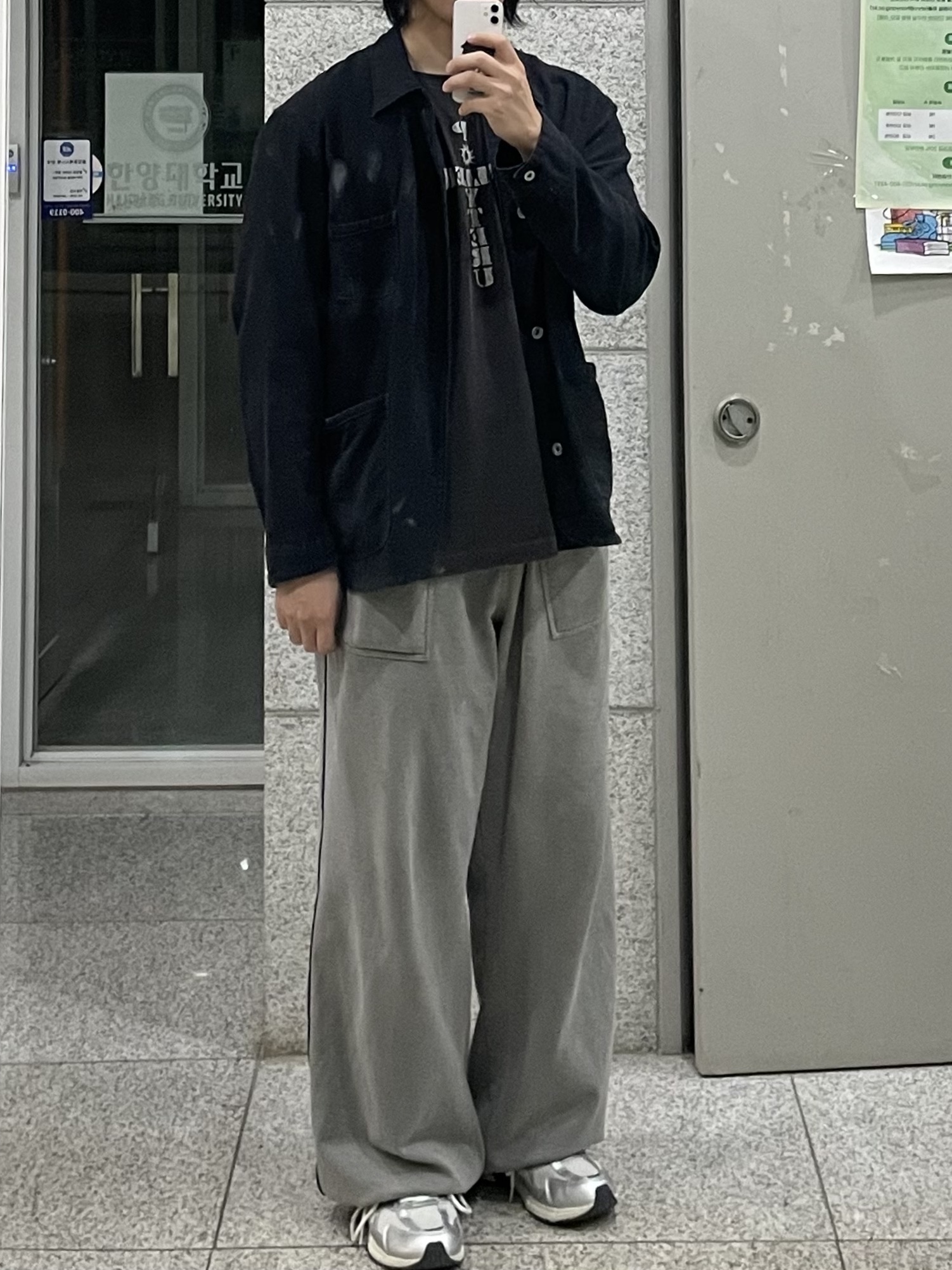 Polyteru Chore Jacket (Coverall Jacket) 23 ver. Black, Polyteru 1011 Fatigue Sweatpants 1.2v Dirty Gray 착용 스타일
