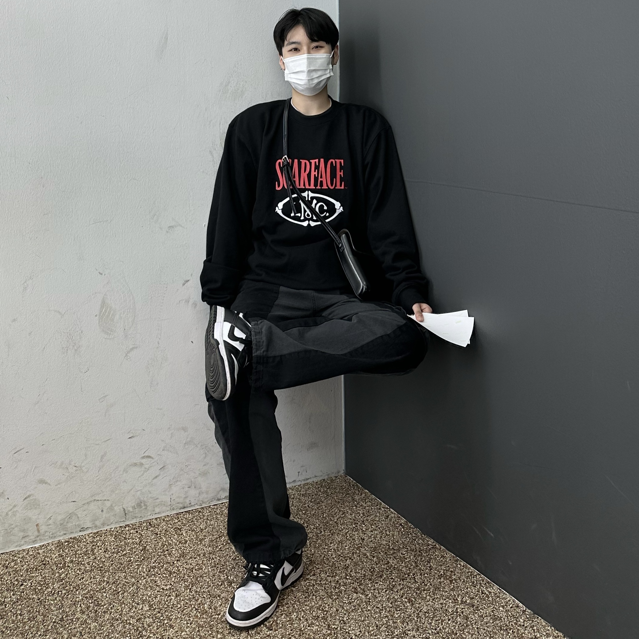 (W) Nike Dunk Low Black 착용 스타일 - 1
