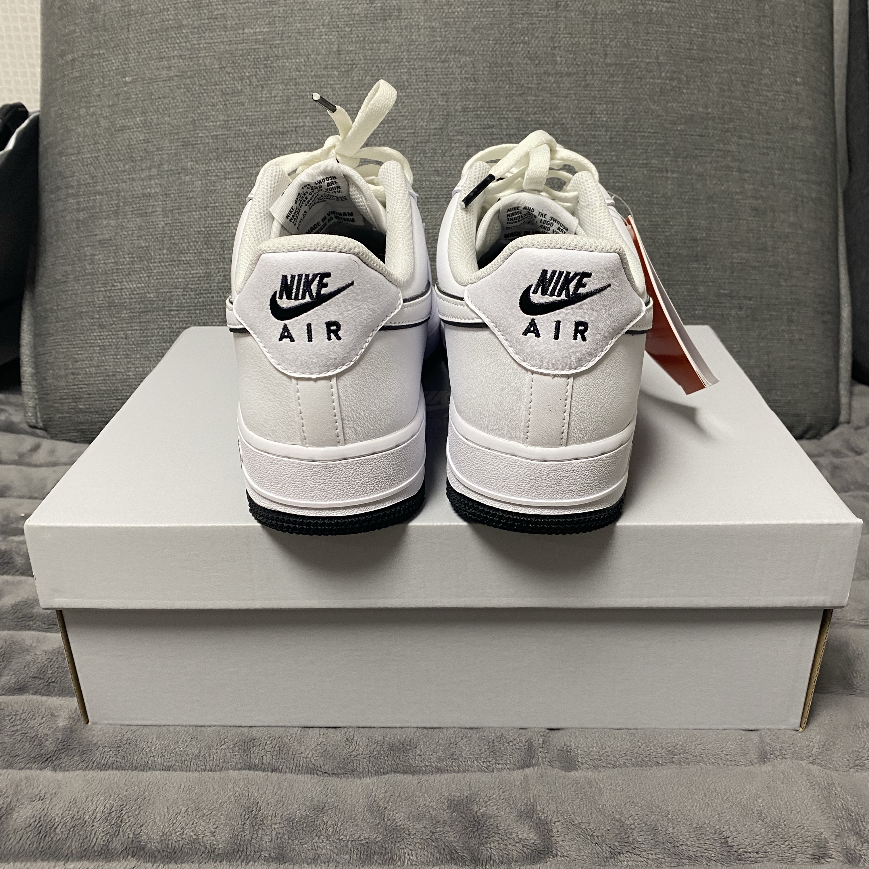Nike Air Force 1 '07 White Black 착용 스타일 - 3