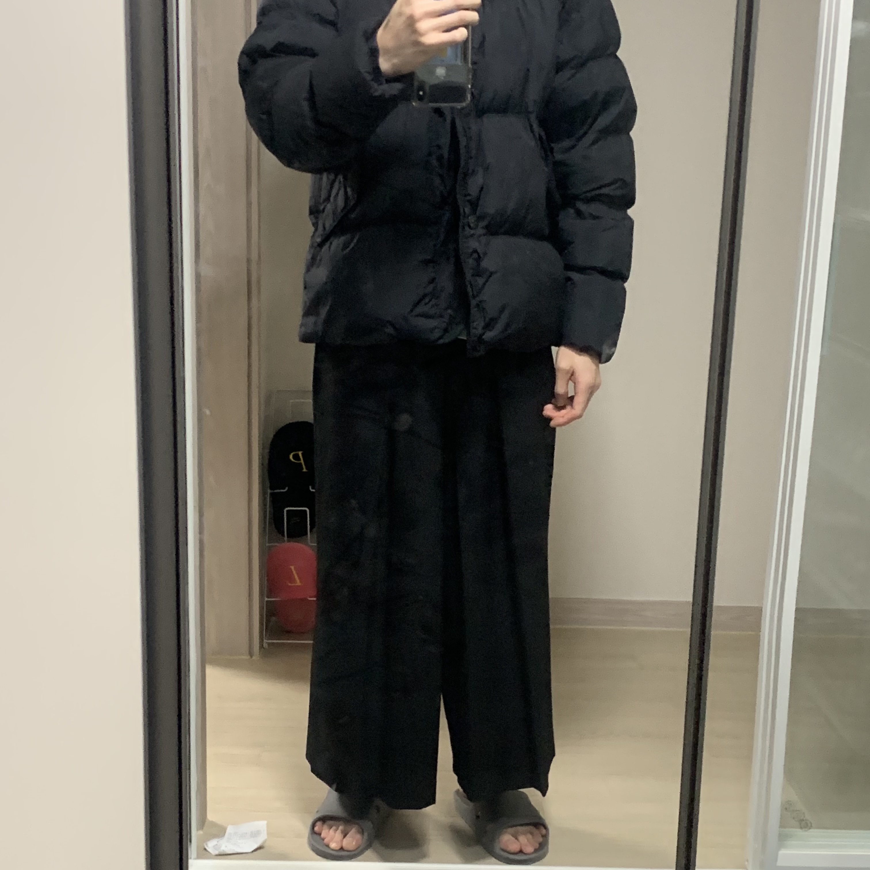 Stone Island 40123 Garment Dyed Crinkle Reps R-NY Down Jacket Black - 24FW 착용 스타일 - 2