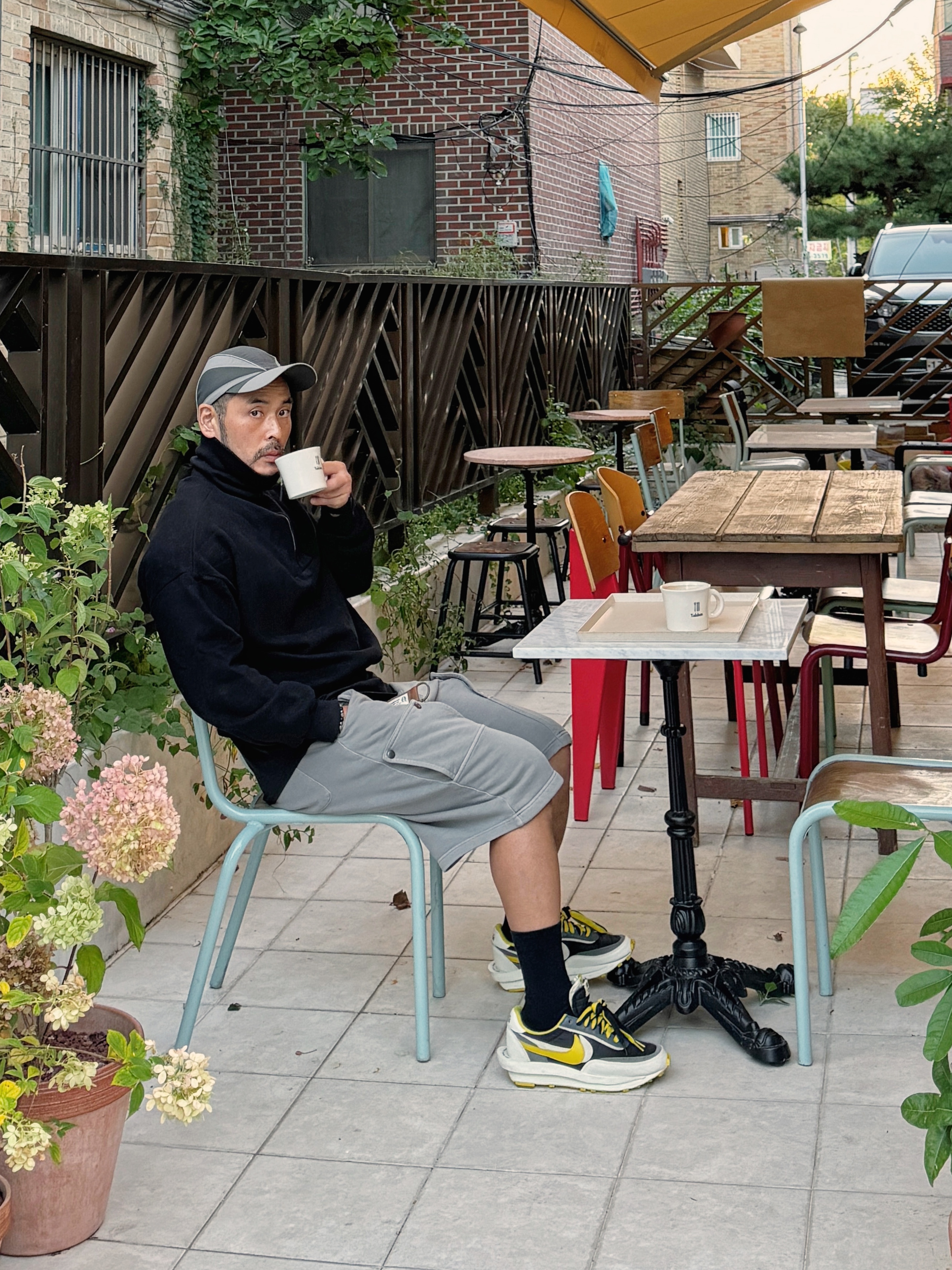 Nike x Sacai x Undercover LDWaffle Black Bright Citron 착용 스타일 - 3
