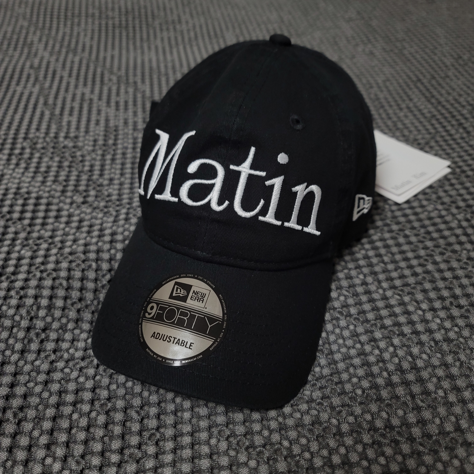 New Era x Matin Kim Basic Unstructured Ball Cap Black 착용 스타일