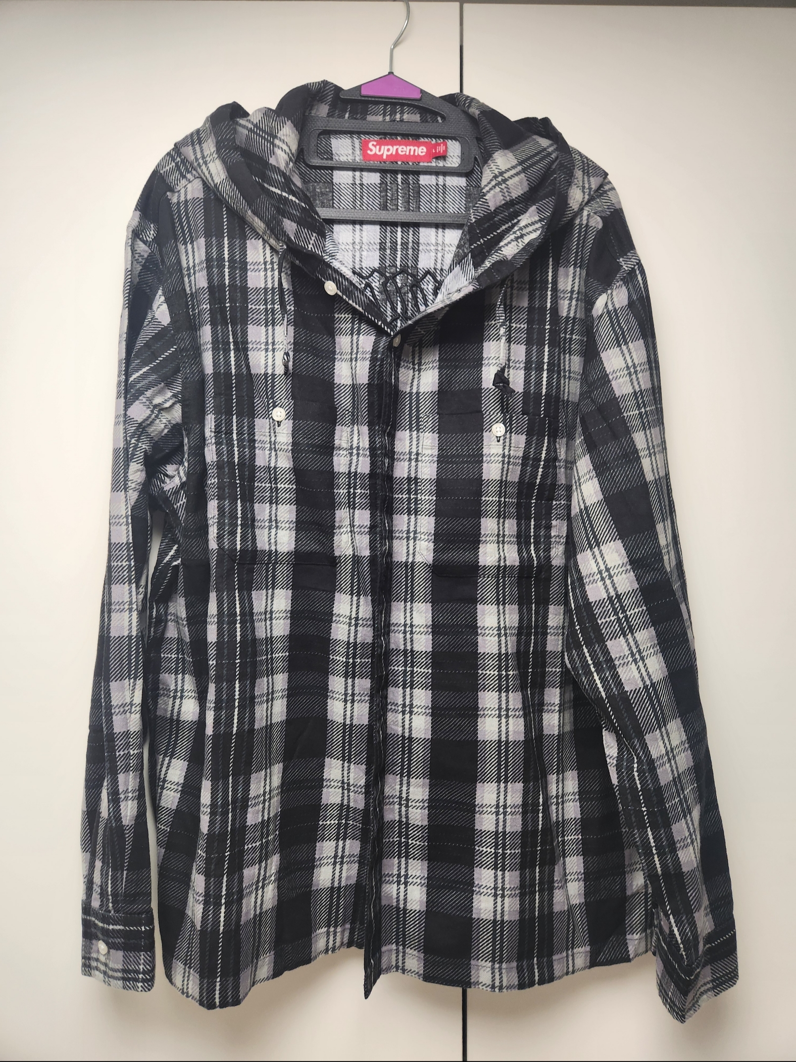 Supreme Printed Hooded Flannel Shirt Black - 24SS 착용 스타일 - 1