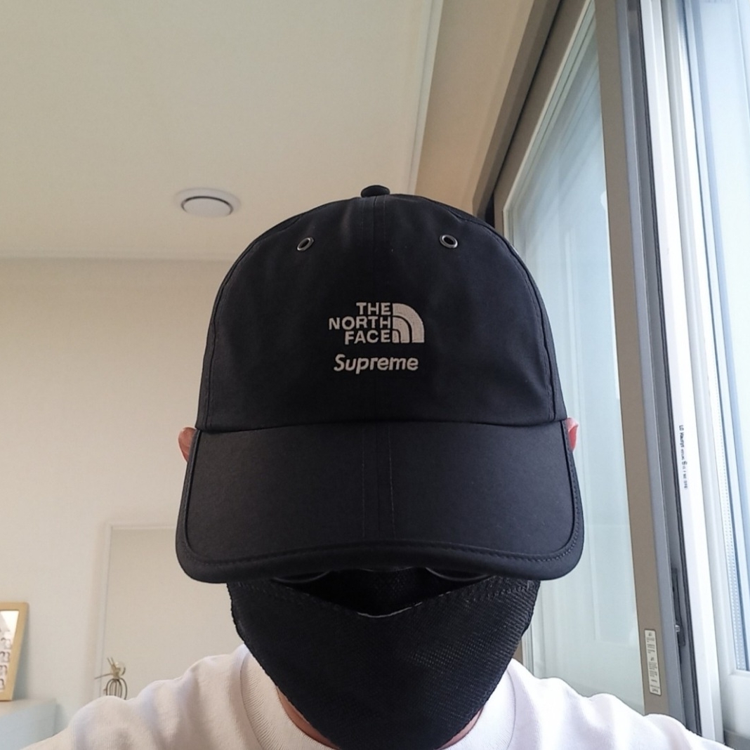 Supreme x The North Face Split 6-Panel Black - 24SS 착용 스타일