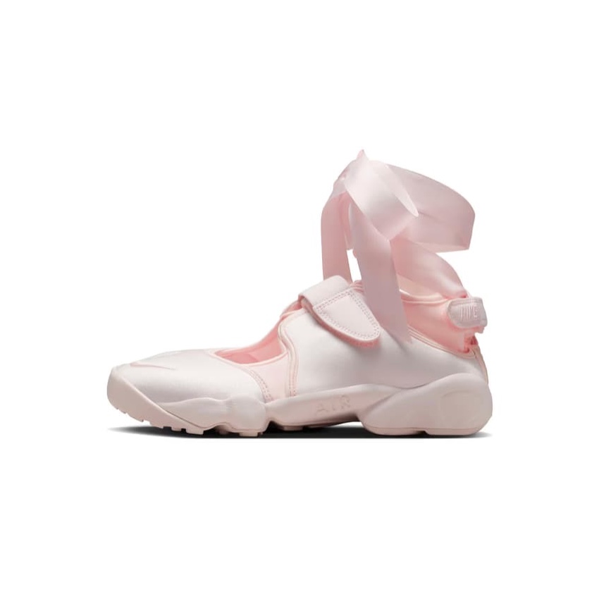 (W) Nike Air Rift Summit White, (W) Nike Air Rift Breathe White 착용 스타일 - 2