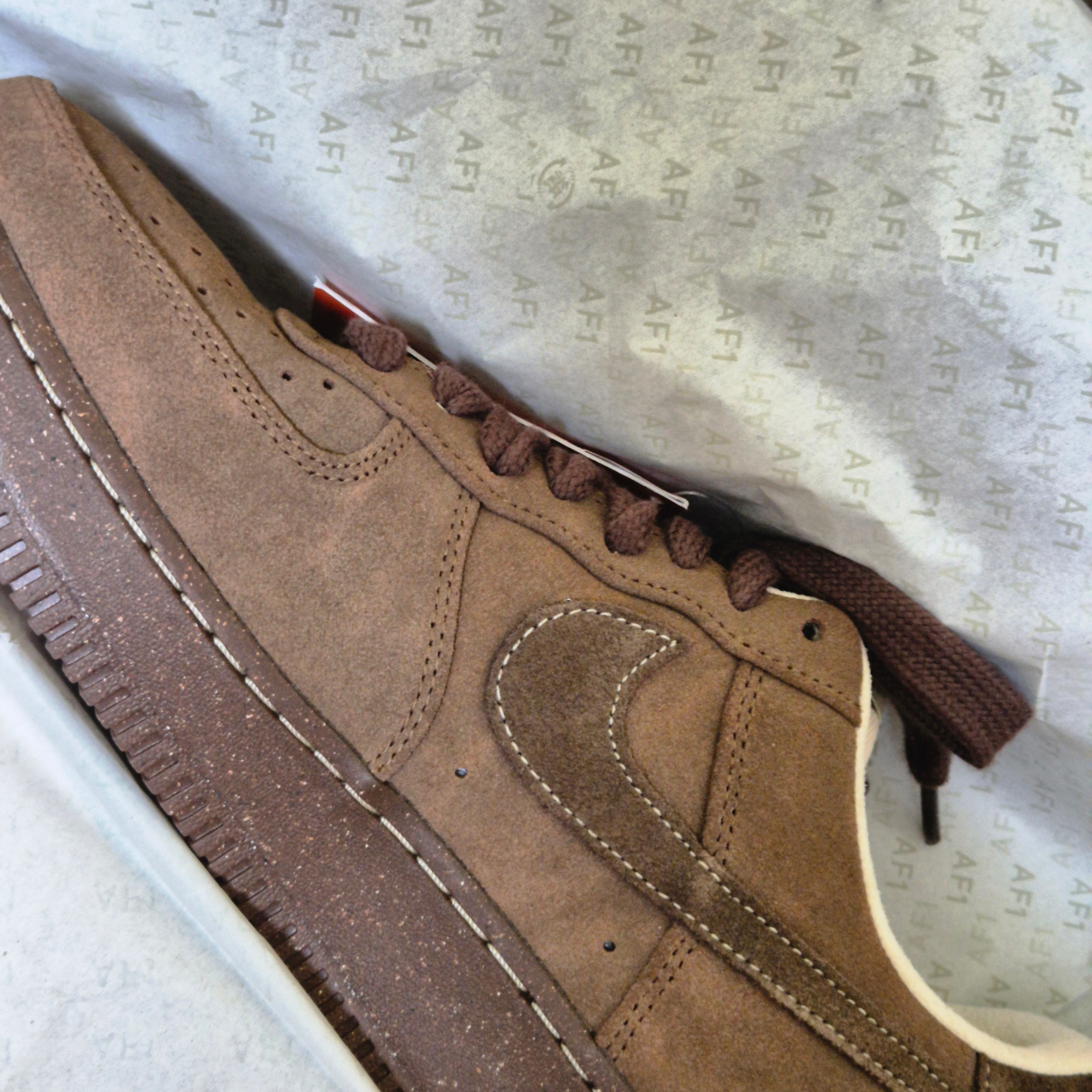 (W) Nike Air Force 1 '07 Cacao Wow 착용 스타일