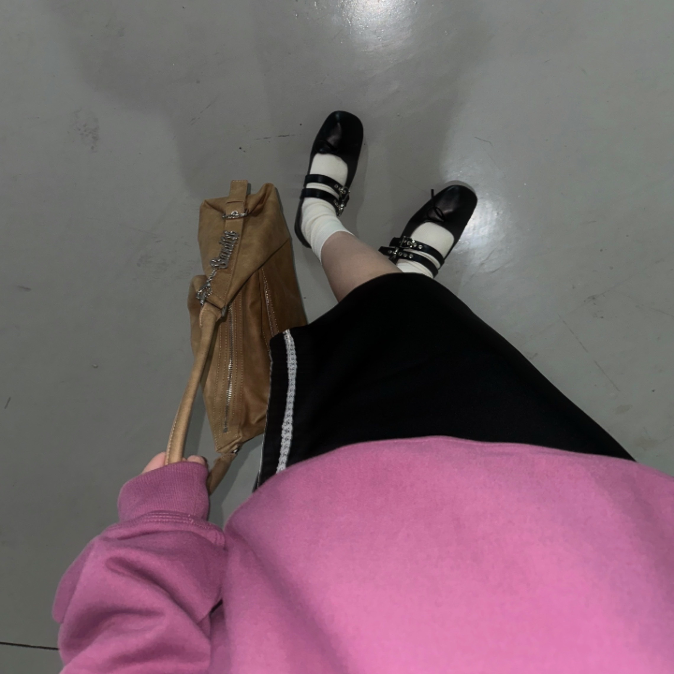 Stussy Stock DSM London Crew Berry 2024, Stussy Basic Stussy Crew Berry 2024 착용 스타일 - 4
