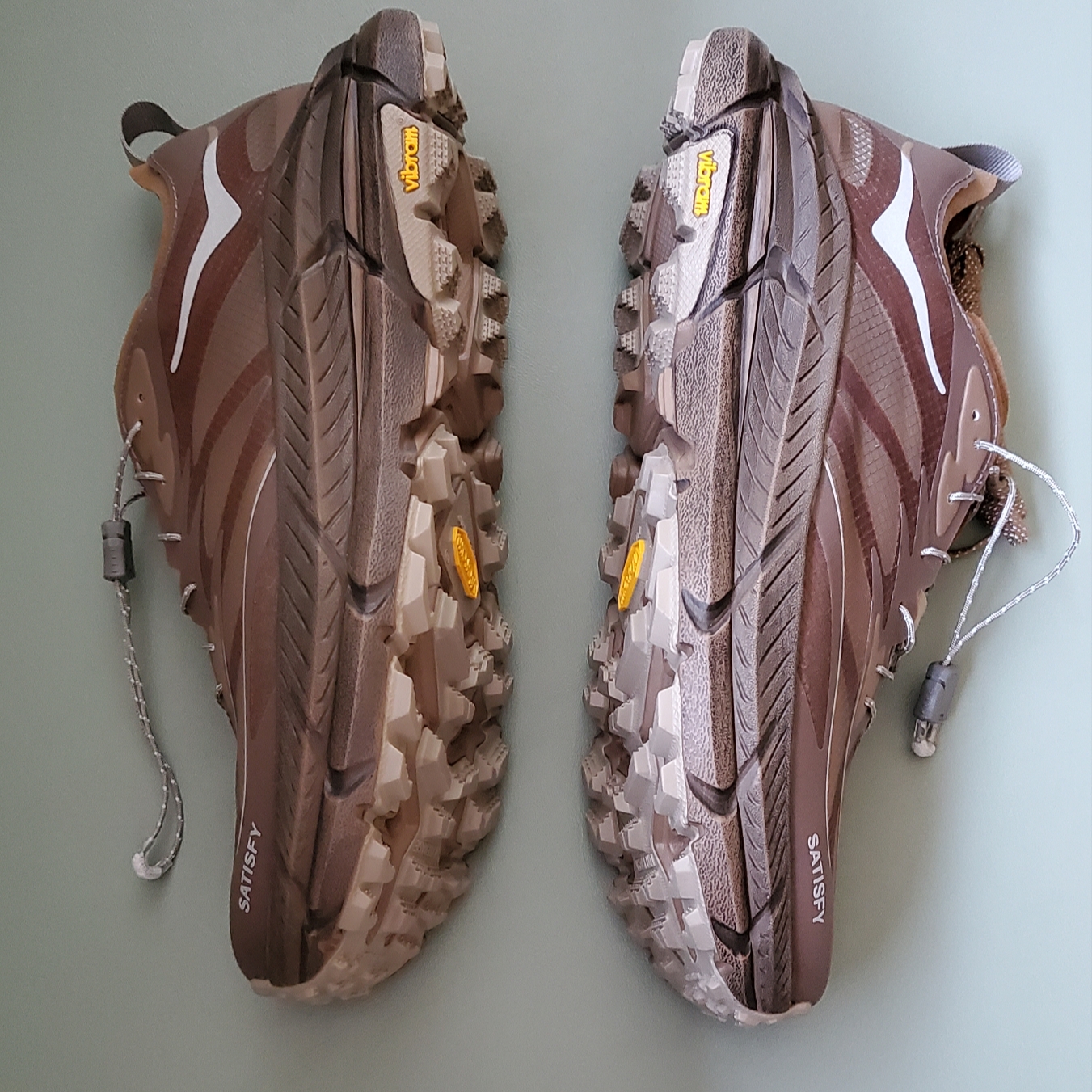 Hoka x Satisfy Mafate Speed 4 Lite Rubber 착용 스타일