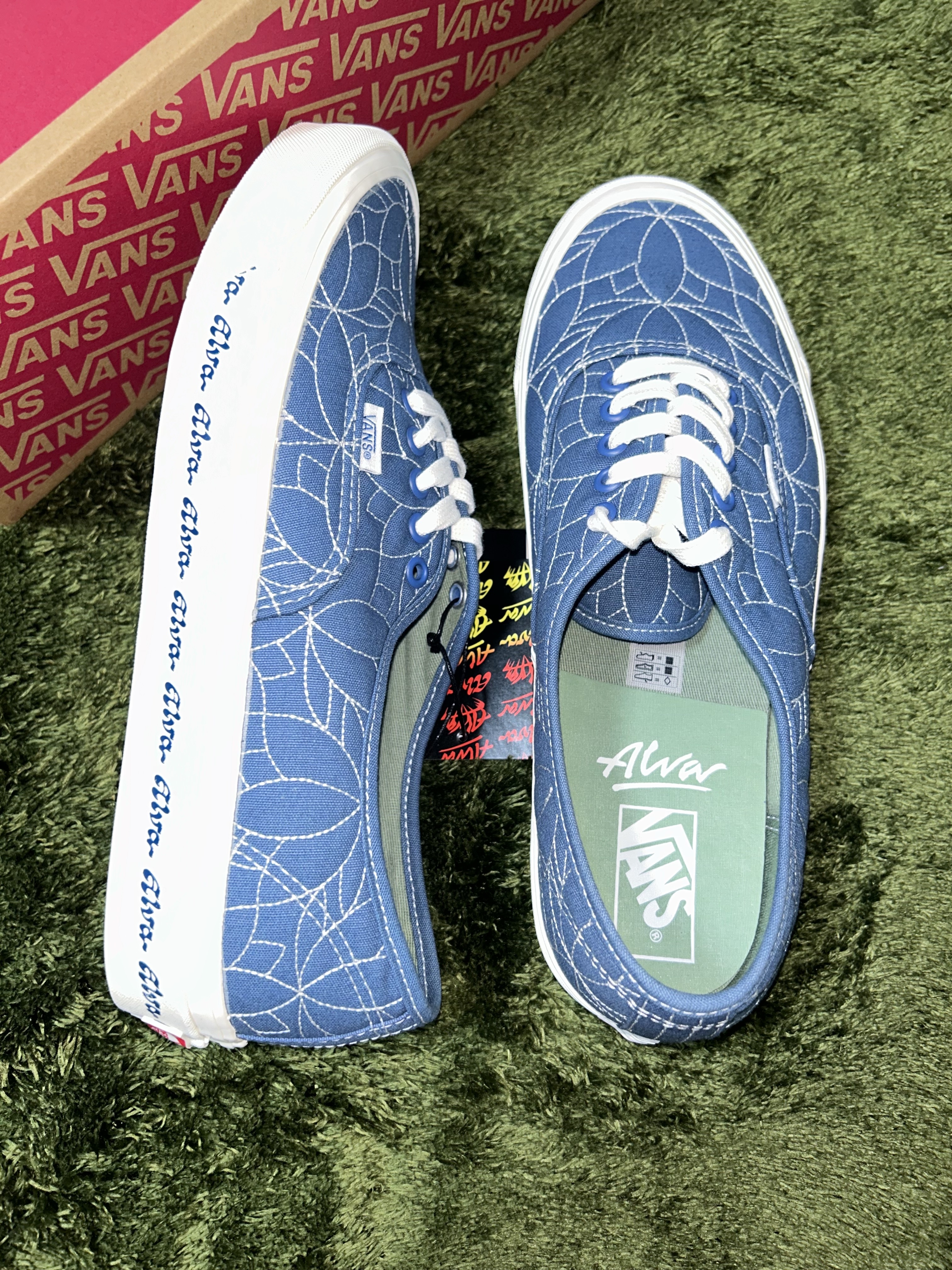 Vans x Alva Skates Authentic 44 DX Anaheim Factory Indigo Navy 착용 스타일 - 4