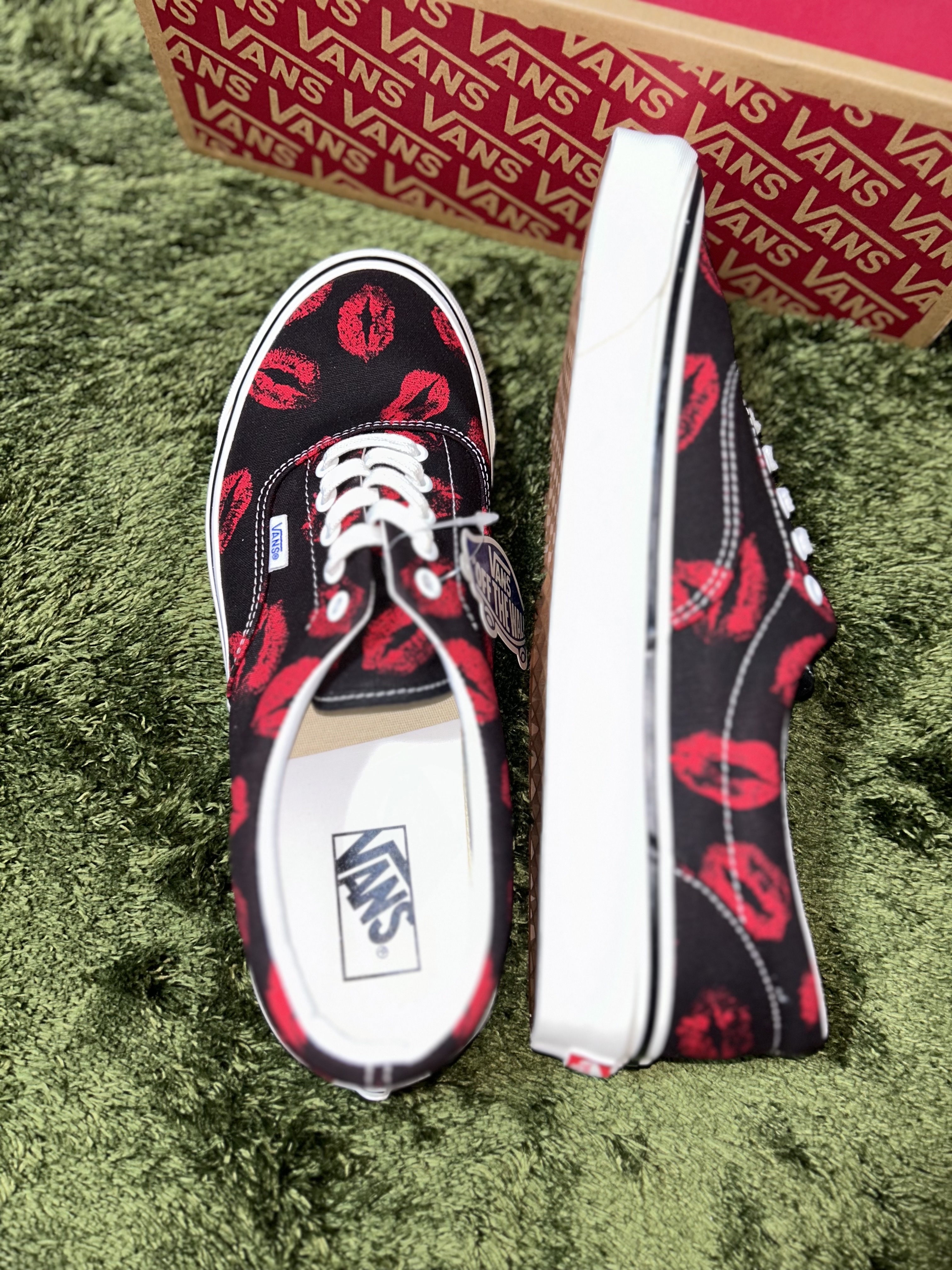 Vans Era 95 DX Anaheim Factory Black Hotlips 착용 스타일 - 5