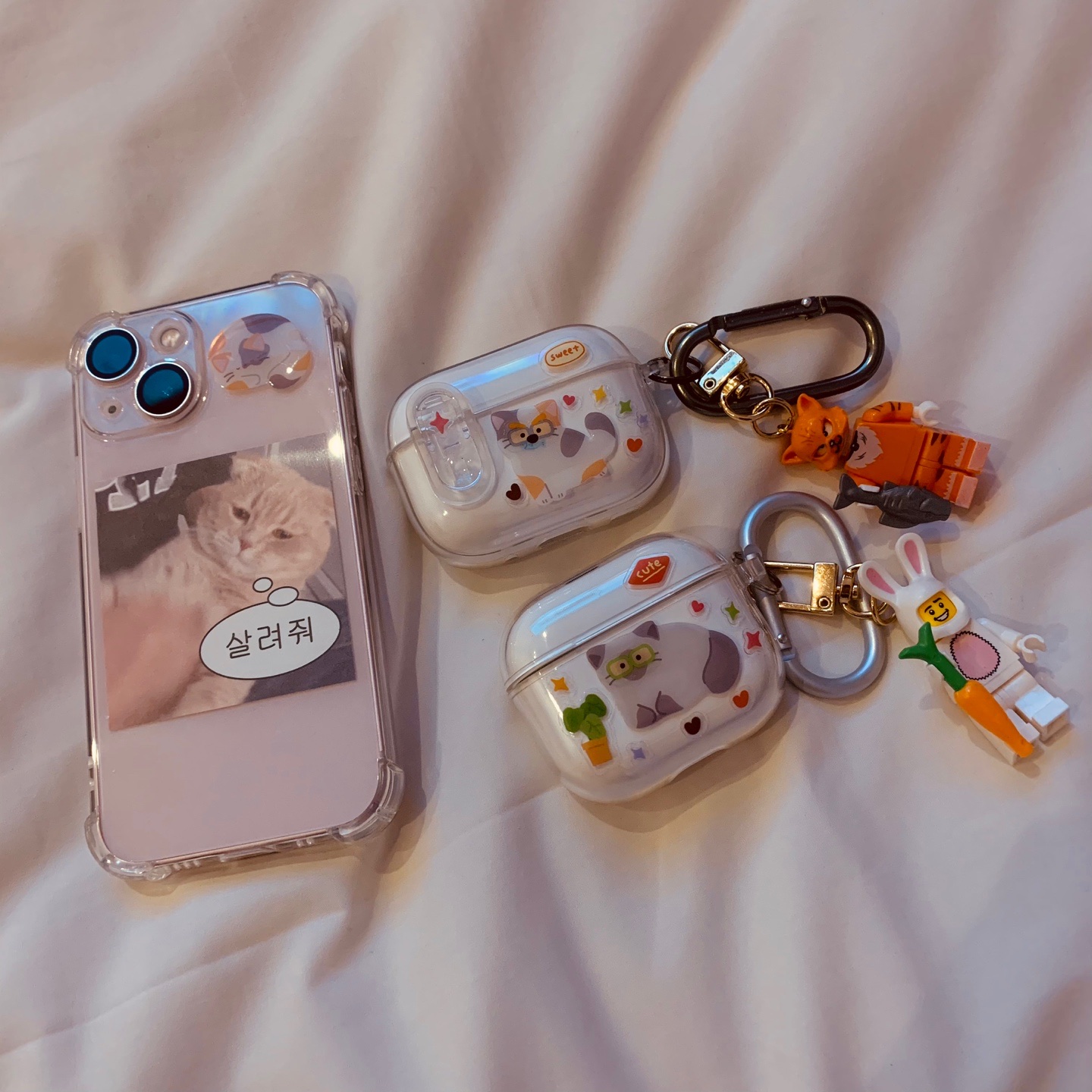 Apple Airpods Pro 2nd Gen with MagSafe Charging Case USB C (Korean Ver.), Apple Airpods 3rd Gen with MagSafe Charging Case (Korean Ver.) 착용 스타일