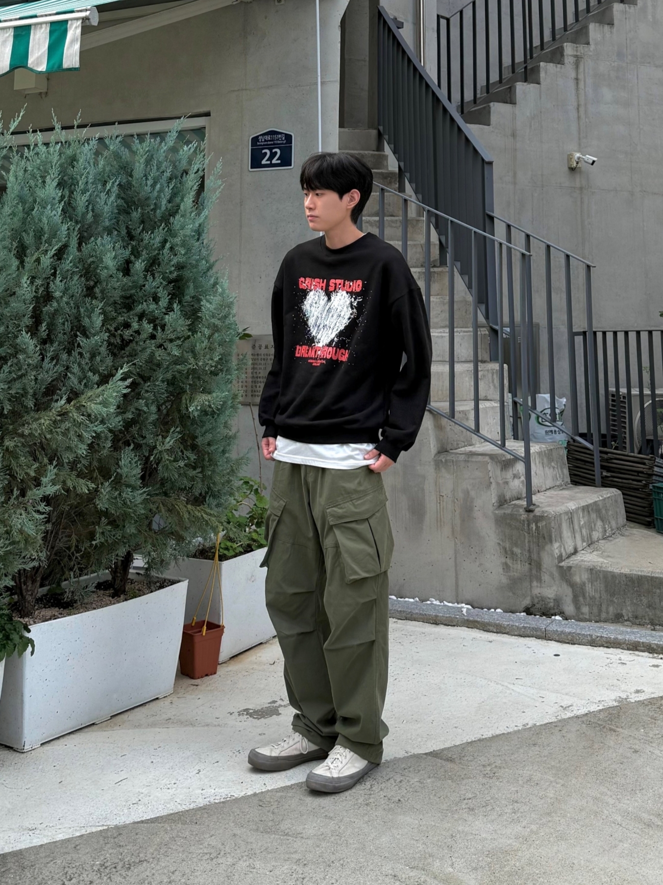 Converse Chuck 70 High Parchment 착용 스타일 - 1