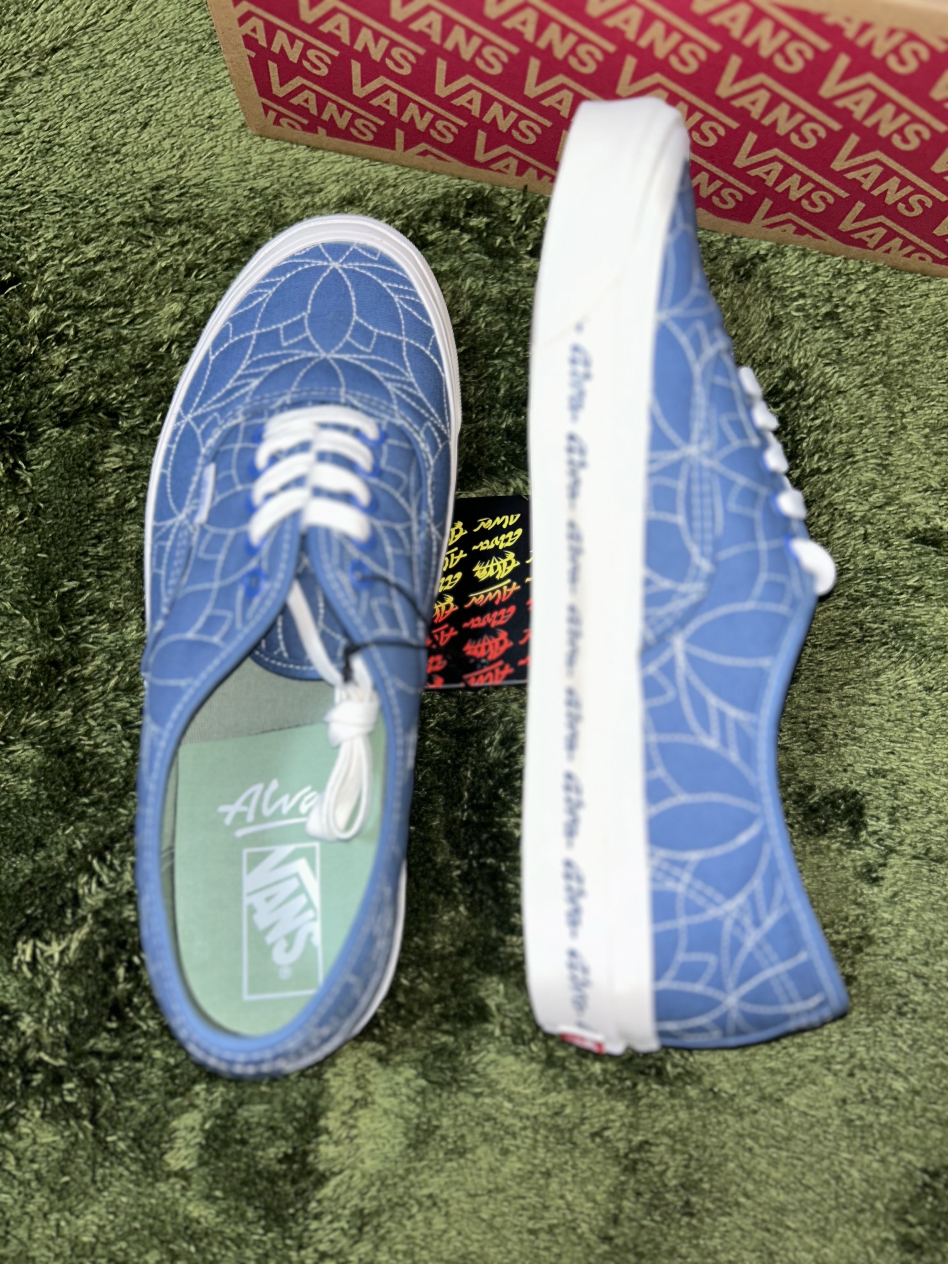 Vans x Alva Skates Authentic 44 DX Anaheim Factory Indigo Navy 착용 스타일 - 5