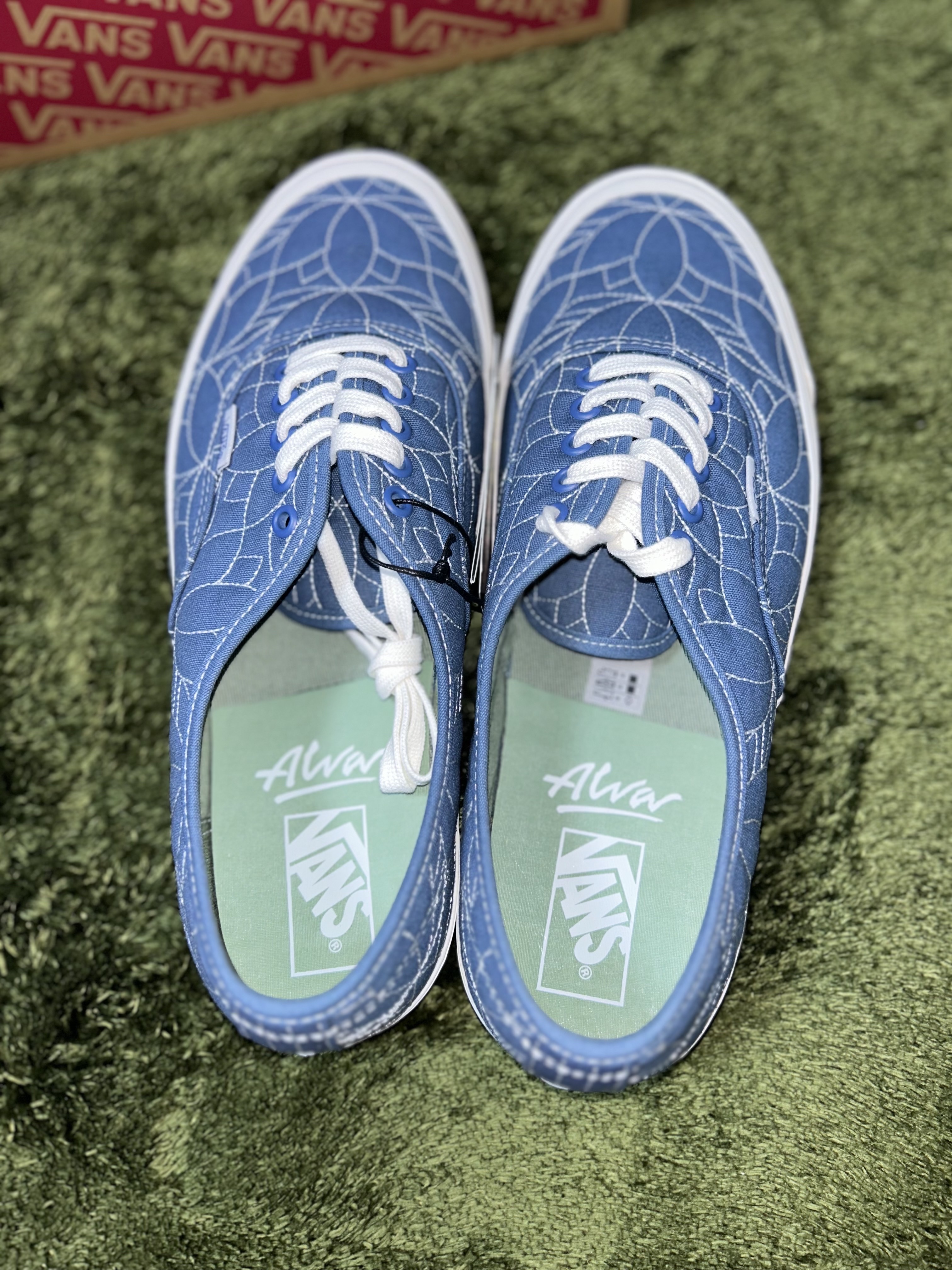Vans x Alva Skates Authentic 44 DX Anaheim Factory Indigo Navy 착용 스타일 - 3