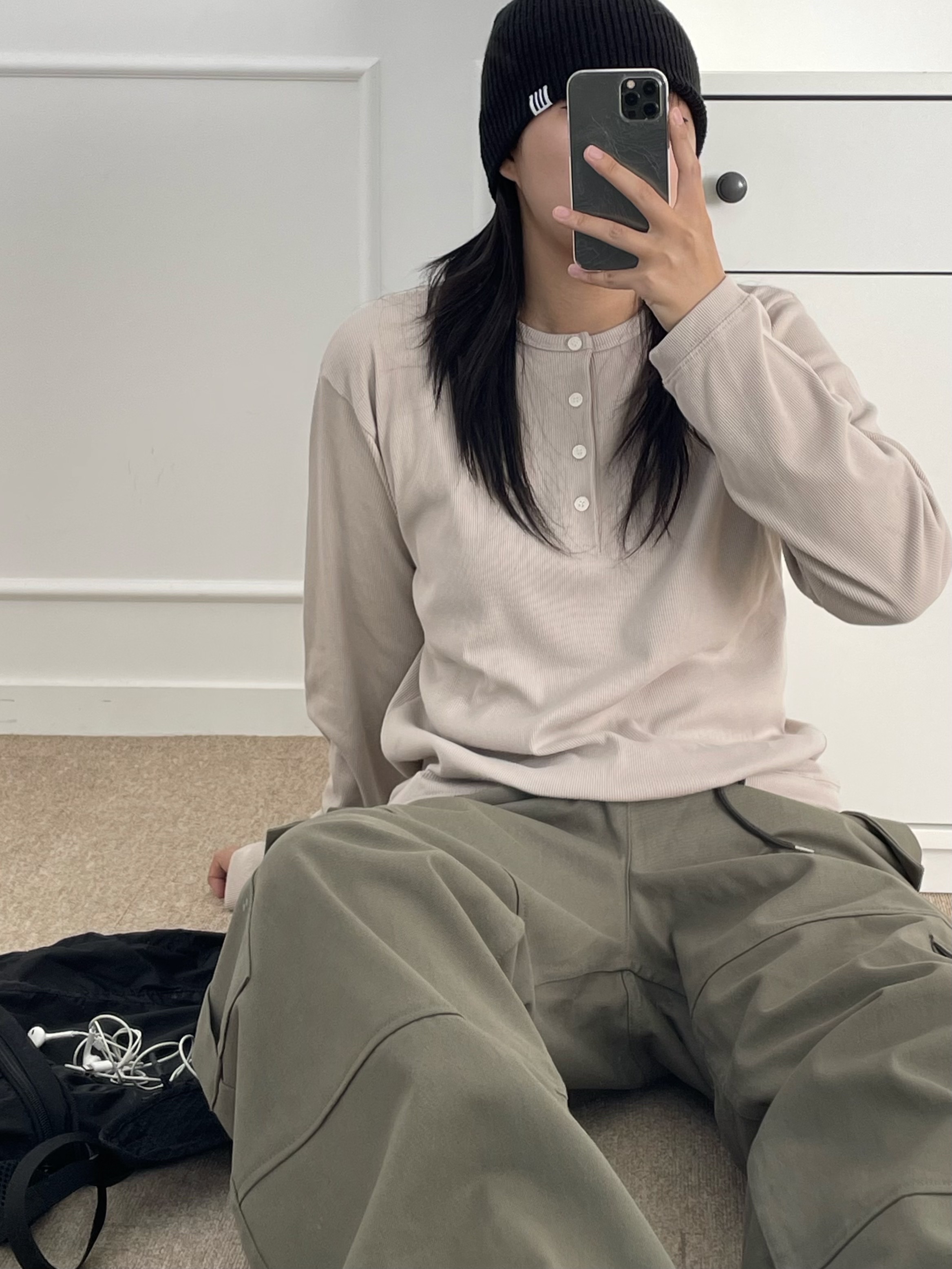 Palace x Gap Backpack Black - 24SS 착용 스타일 - 6