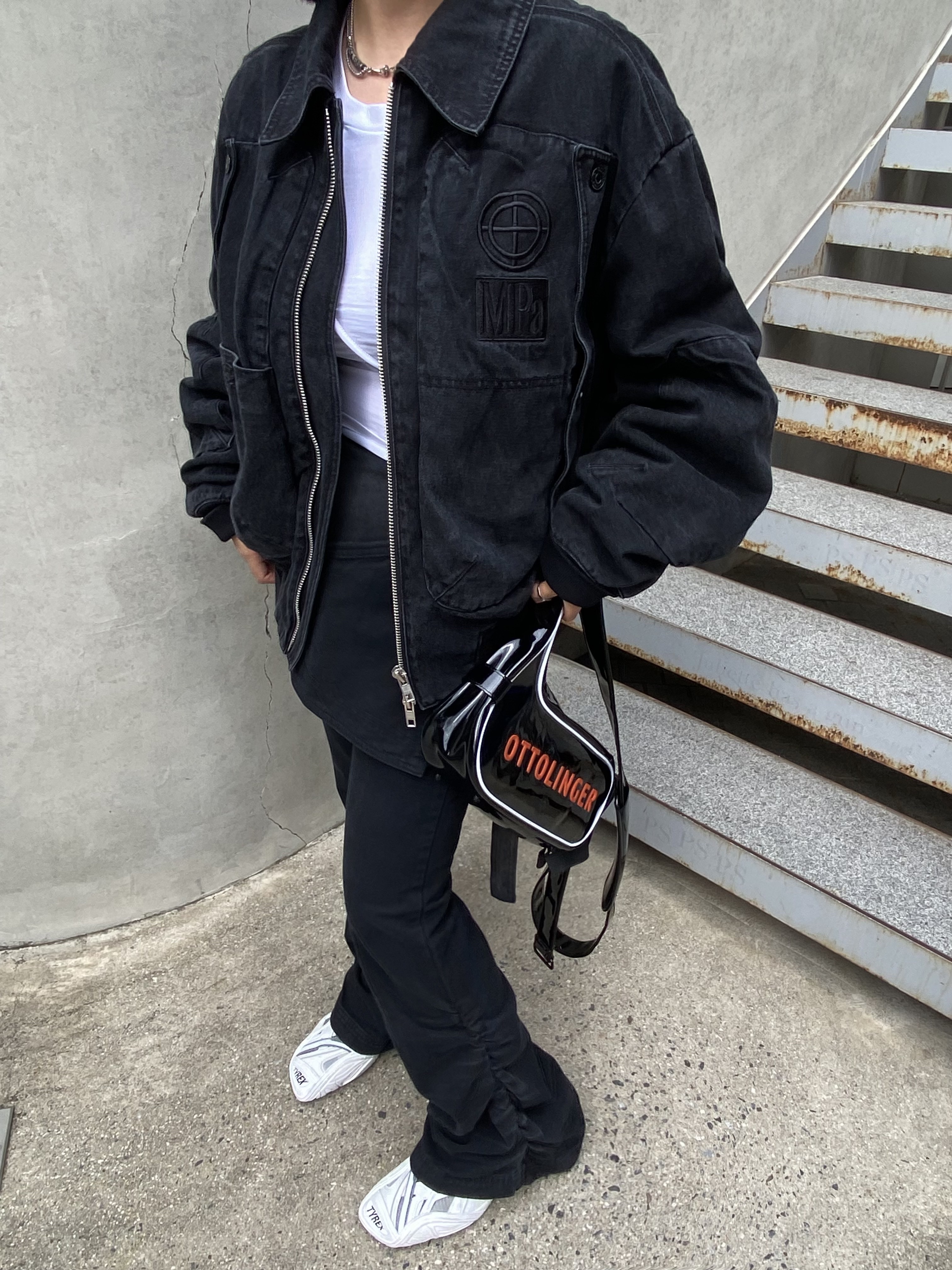 Balenciaga Tyrex Sneakers Black White, Ottolinger x Puma Leather Bag Black 착용 스타일