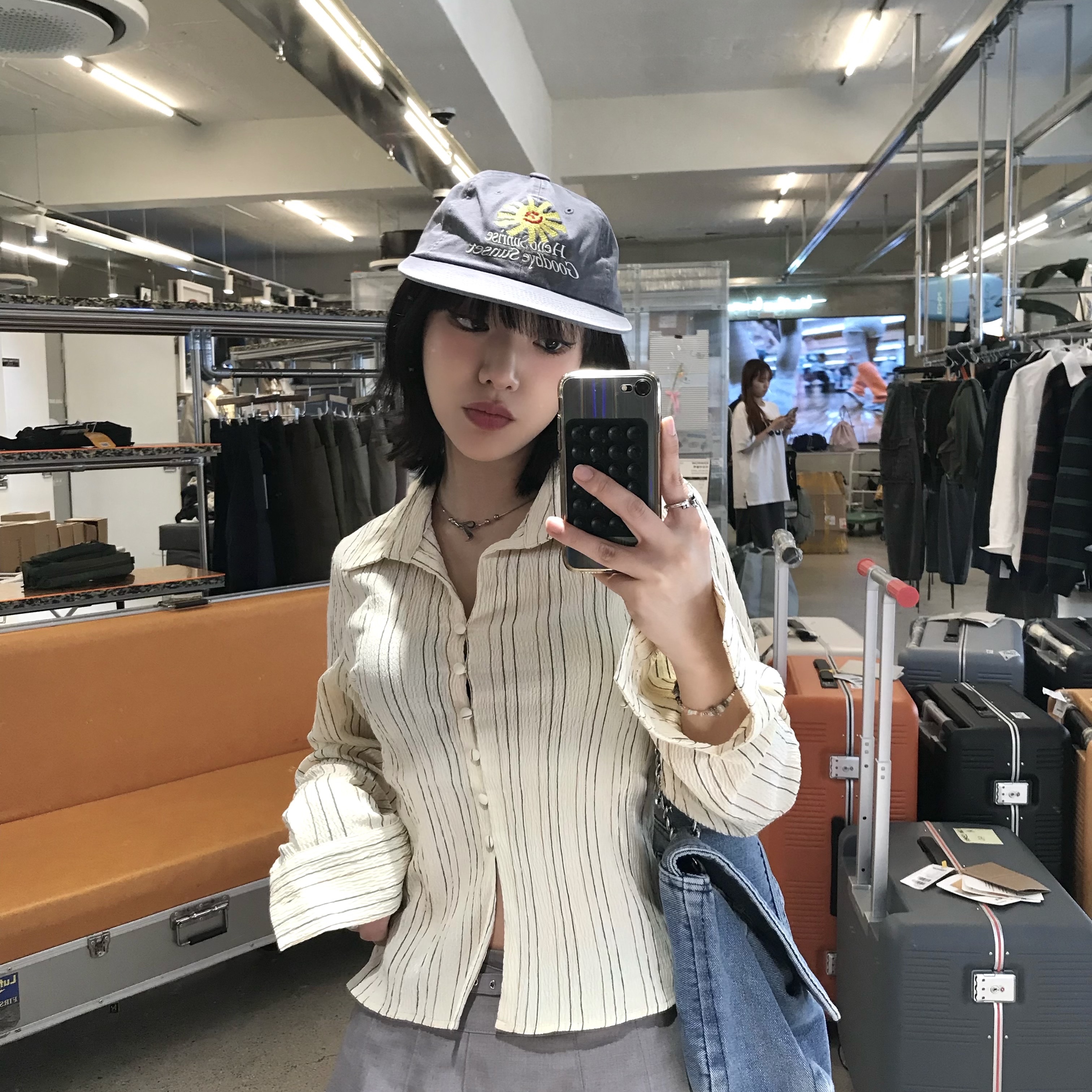 HS x Hank Relaxed Fit Cap Charcoal 착용 스타일 - 5