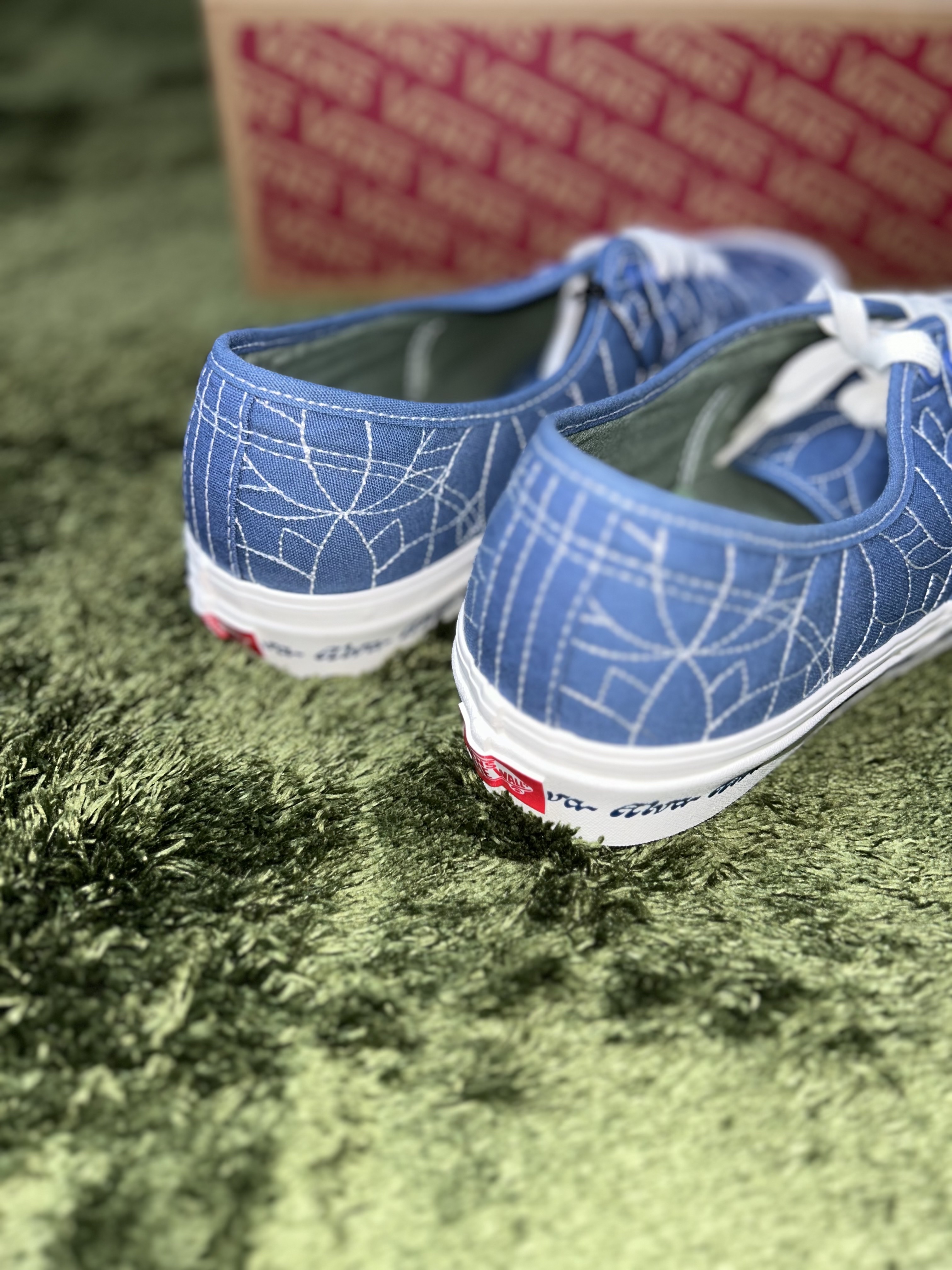 Vans x Alva Skates Authentic 44 DX Anaheim Factory Indigo Navy 착용 스타일 - 6