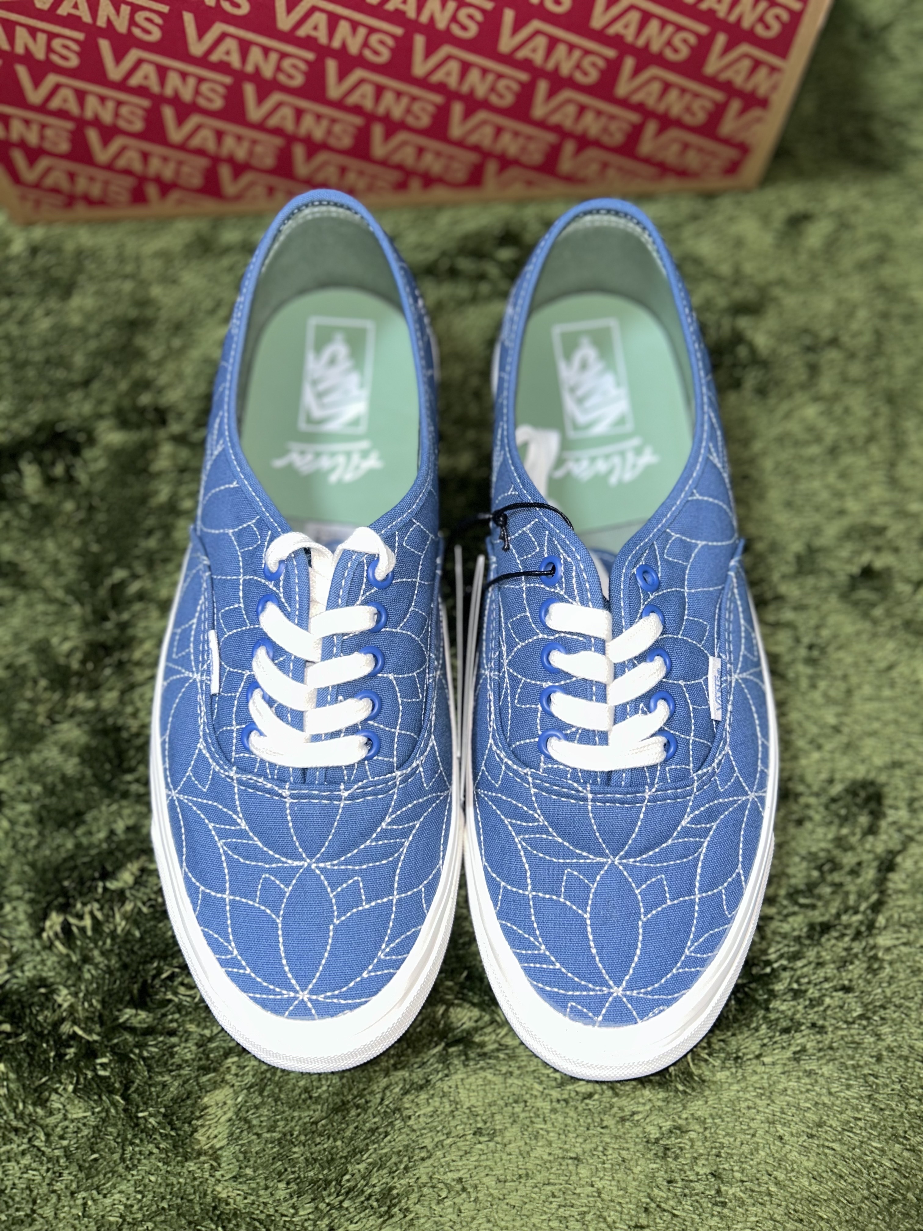 Vans x Alva Skates Authentic 44 DX Anaheim Factory Indigo Navy 착용 스타일 - 2