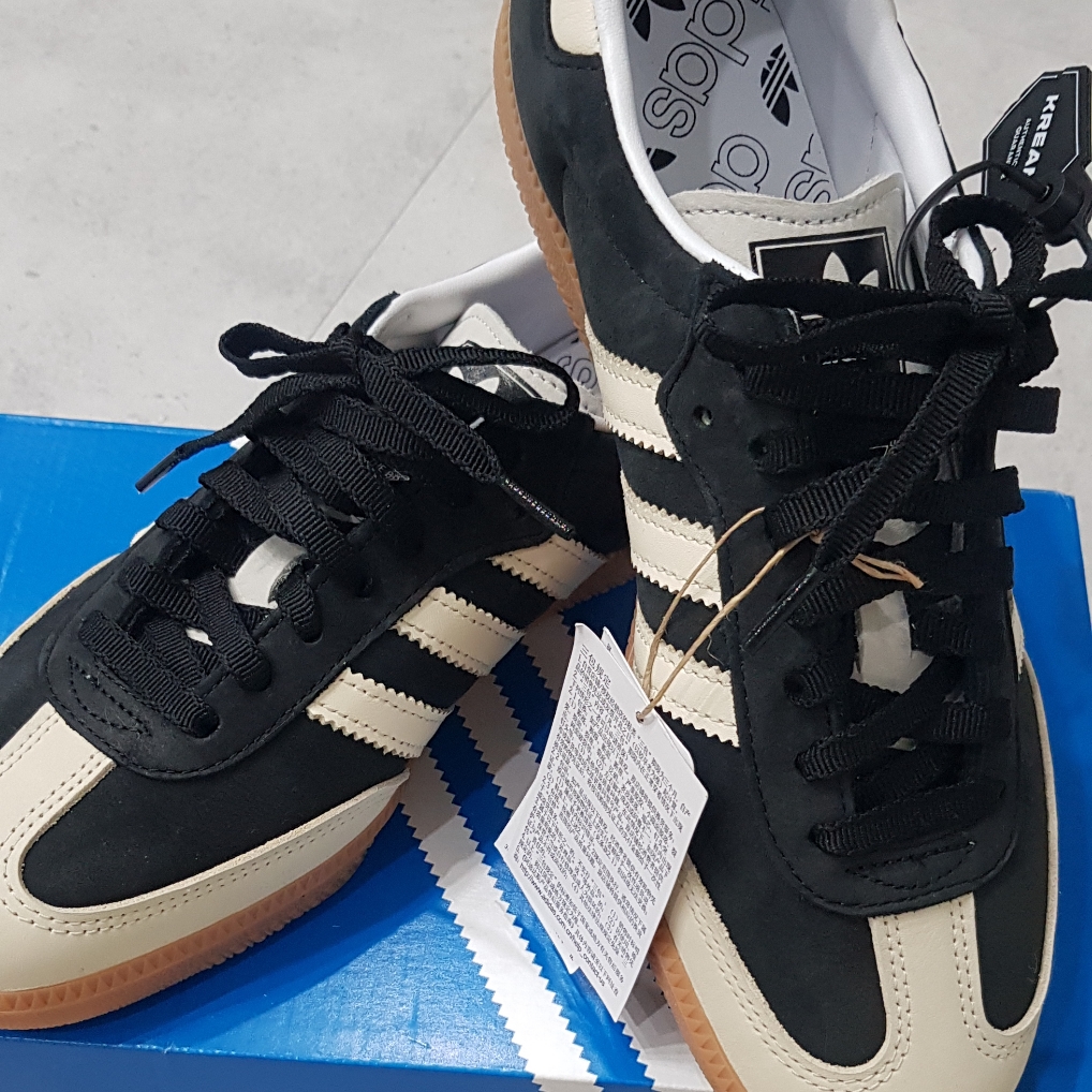 (W) Adidas Samba OG Core Black Wonder White 착용 스타일 - 4