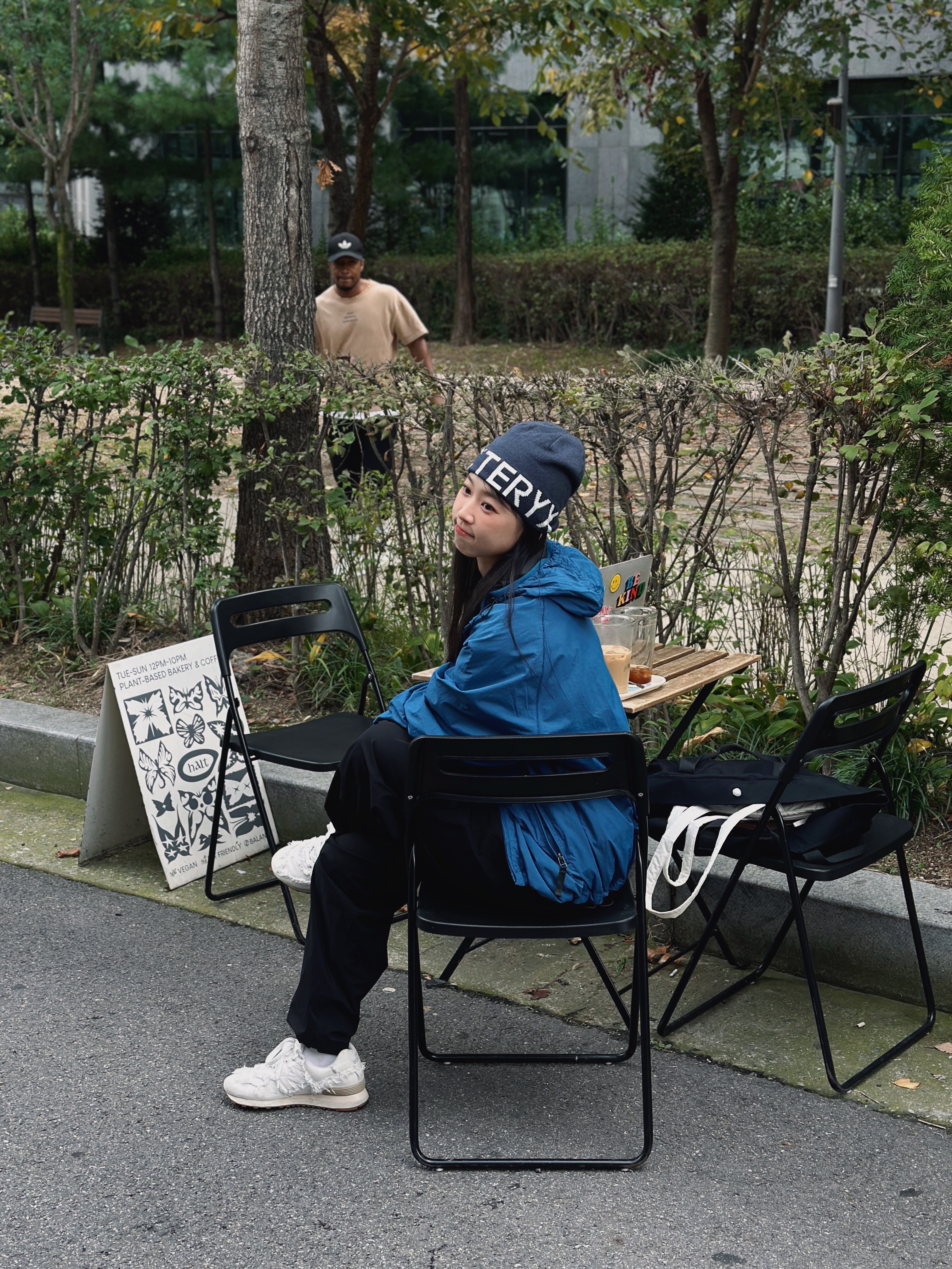 Thisisneverthat SP Logo Windbreaker Blue, Arc'teryx Word Head Toque Black Sapphire 착용 스타일 - 1