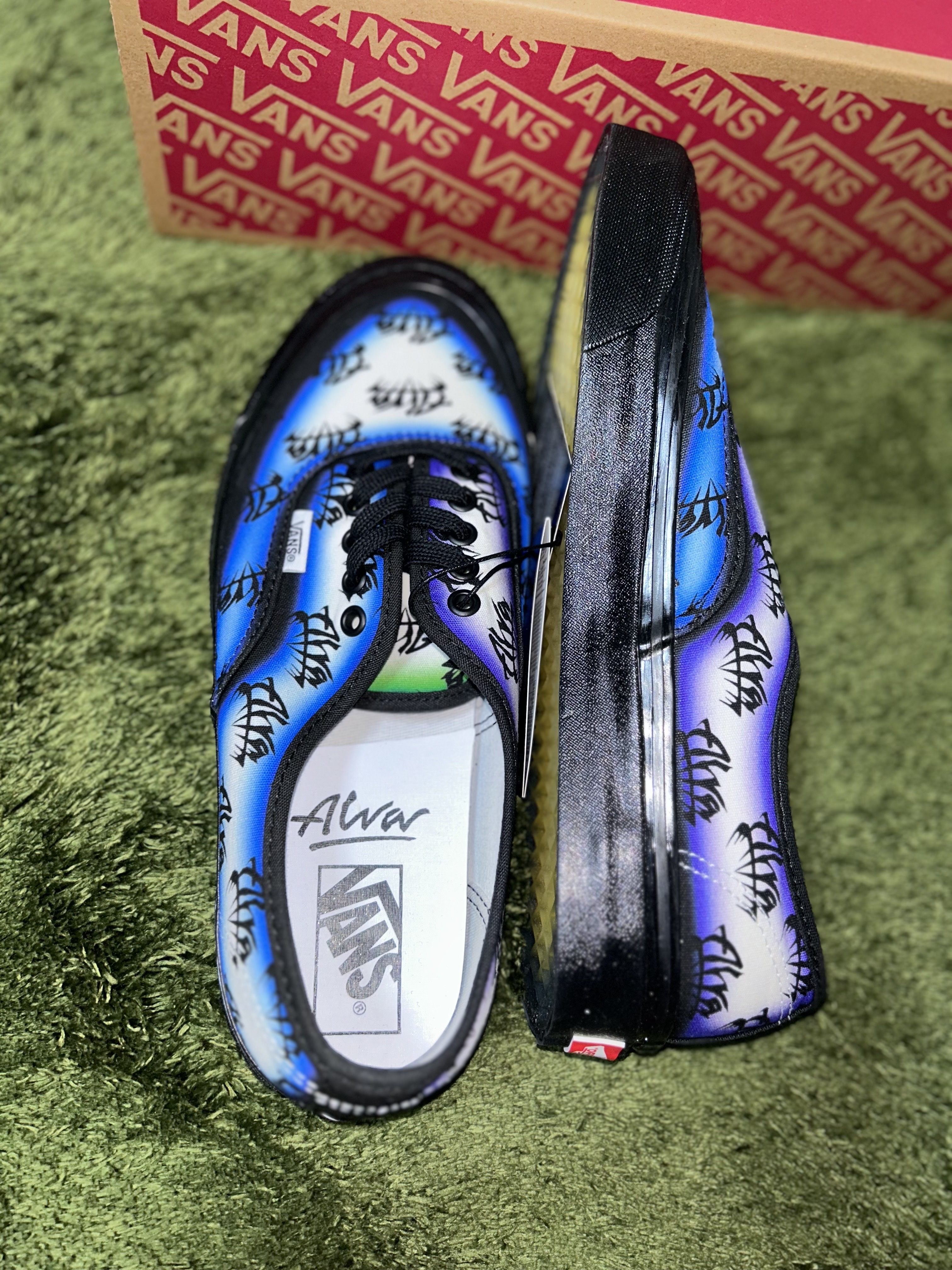 Vans x Alva Skates Authentic 44 DX Anaheim Factory Halo Multi 착용 스타일 - 5