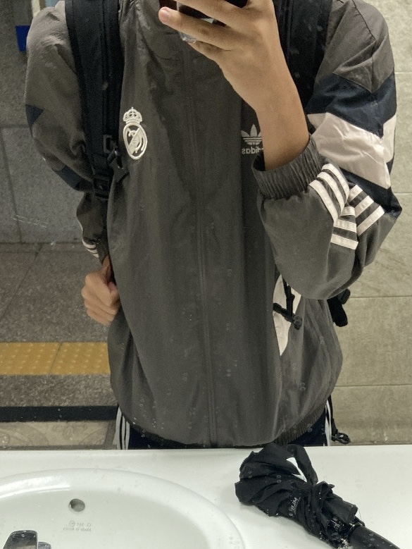 Adidas Real Madrid Originals Track Top Charcoal Grey - KR Sizing 착용 스타일 - 1