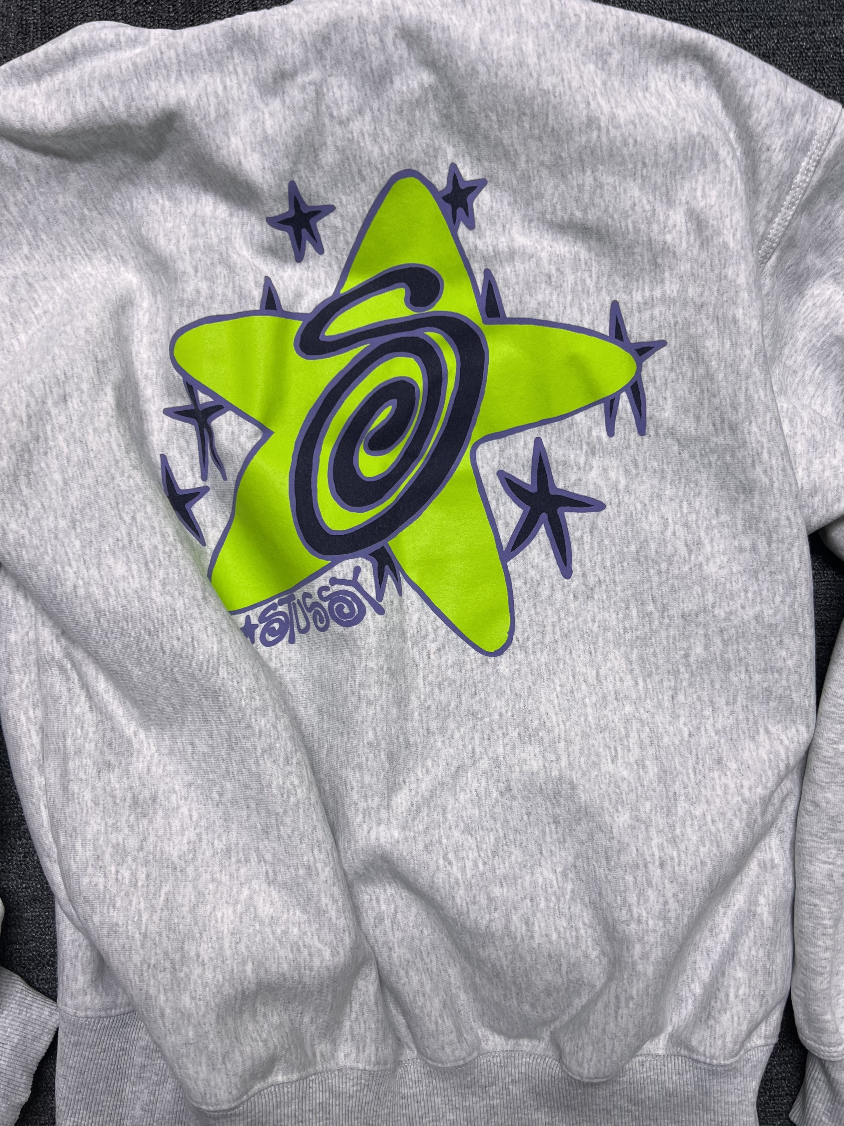 Stussy Galaxy Hoodie Ash Heather 착용 스타일
