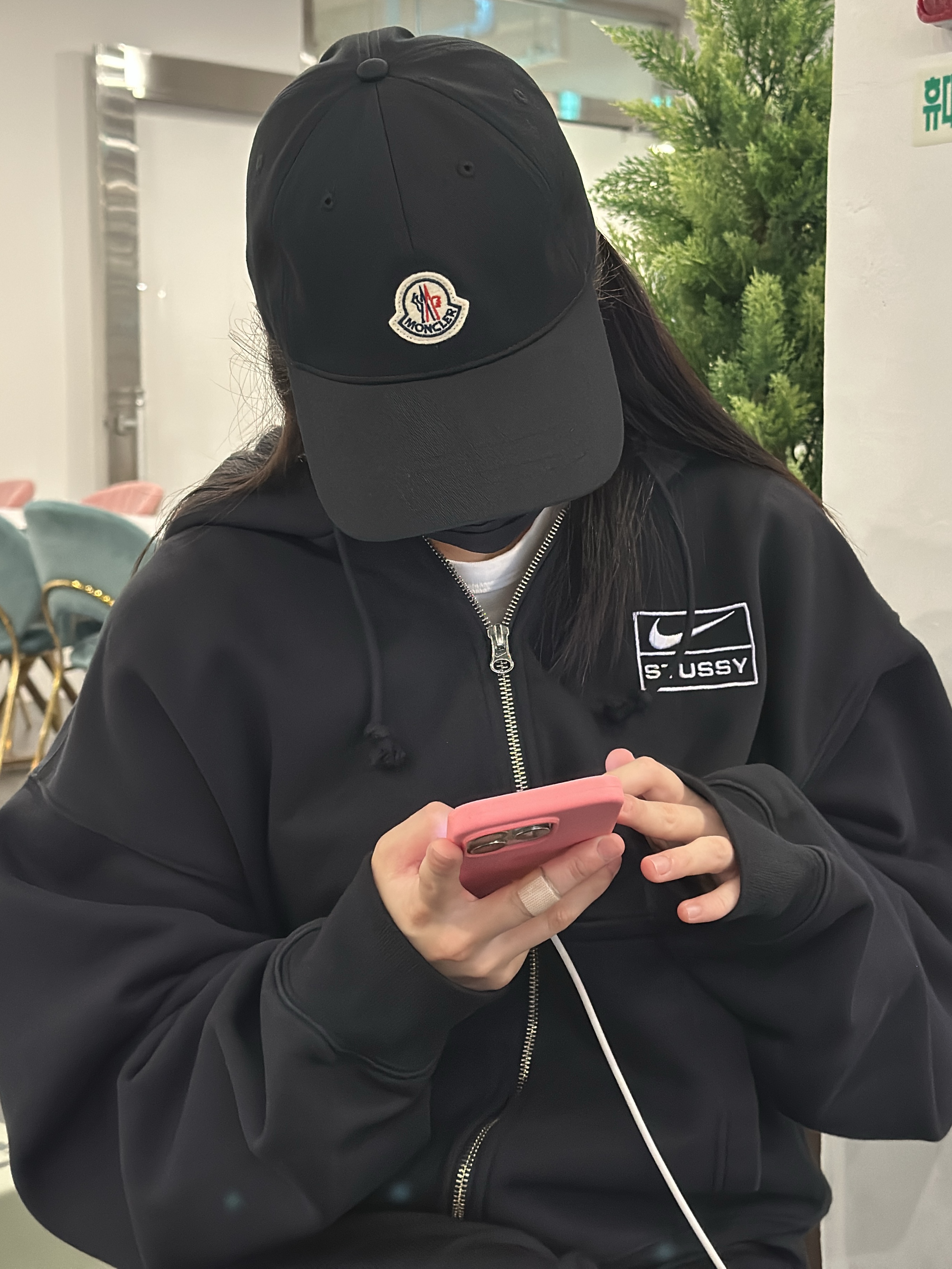 Nike x Stussy Full Zip Washed Fleece Hoodie Black (FJ9175-010) 착용 스타일
