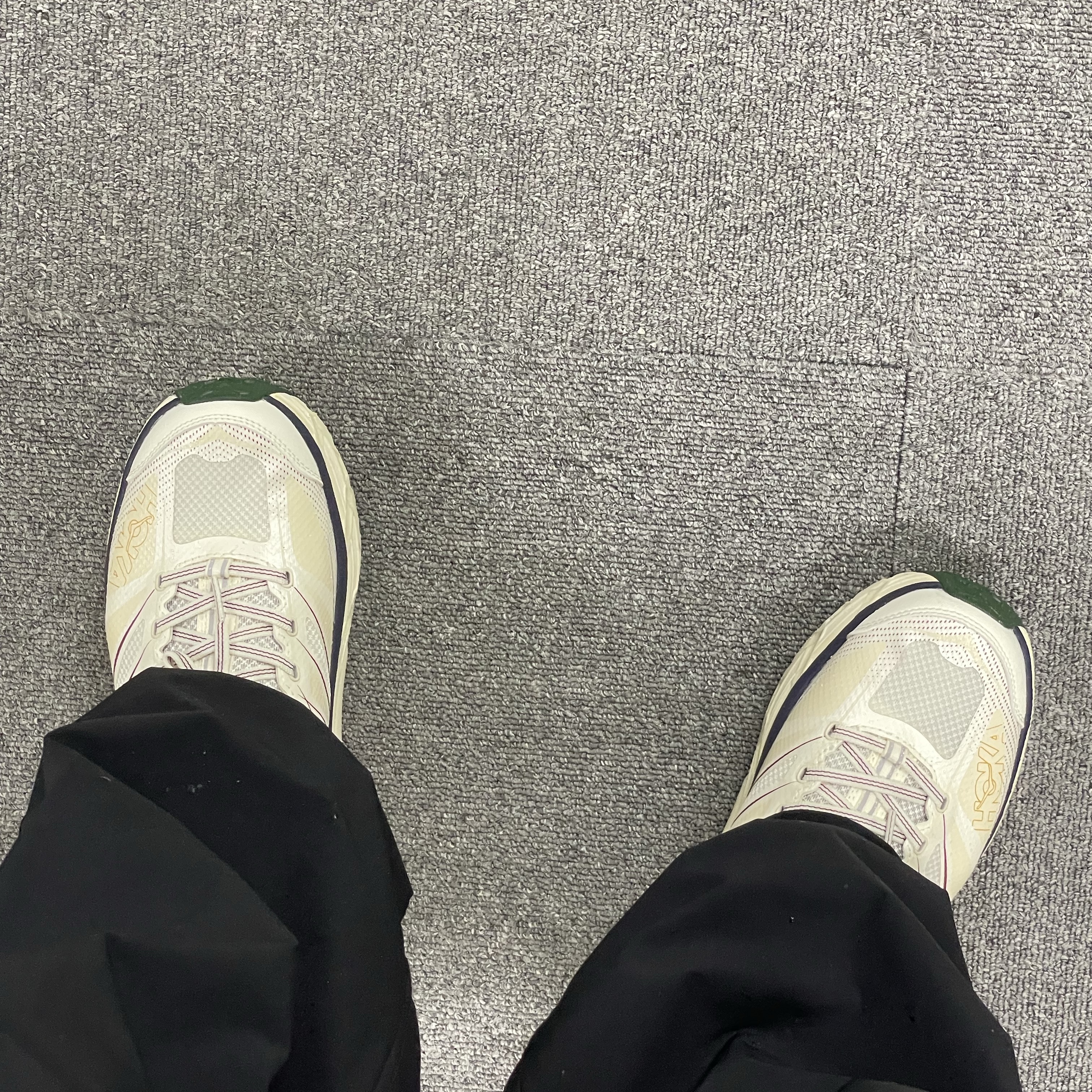Hoka Mafate Speed 2 Alabaster Oat Milk - 24FW 착용 스타일