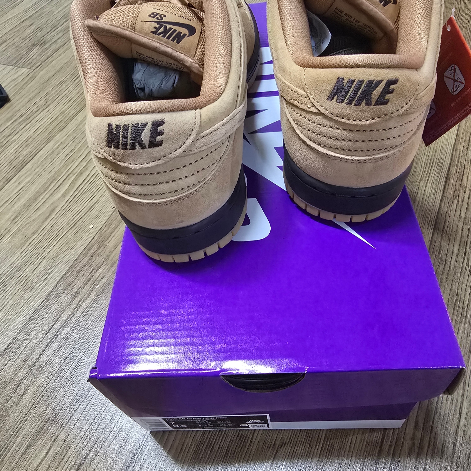 Nike SB Dunk Low Pro Wheat 2020 착용 스타일 - 1