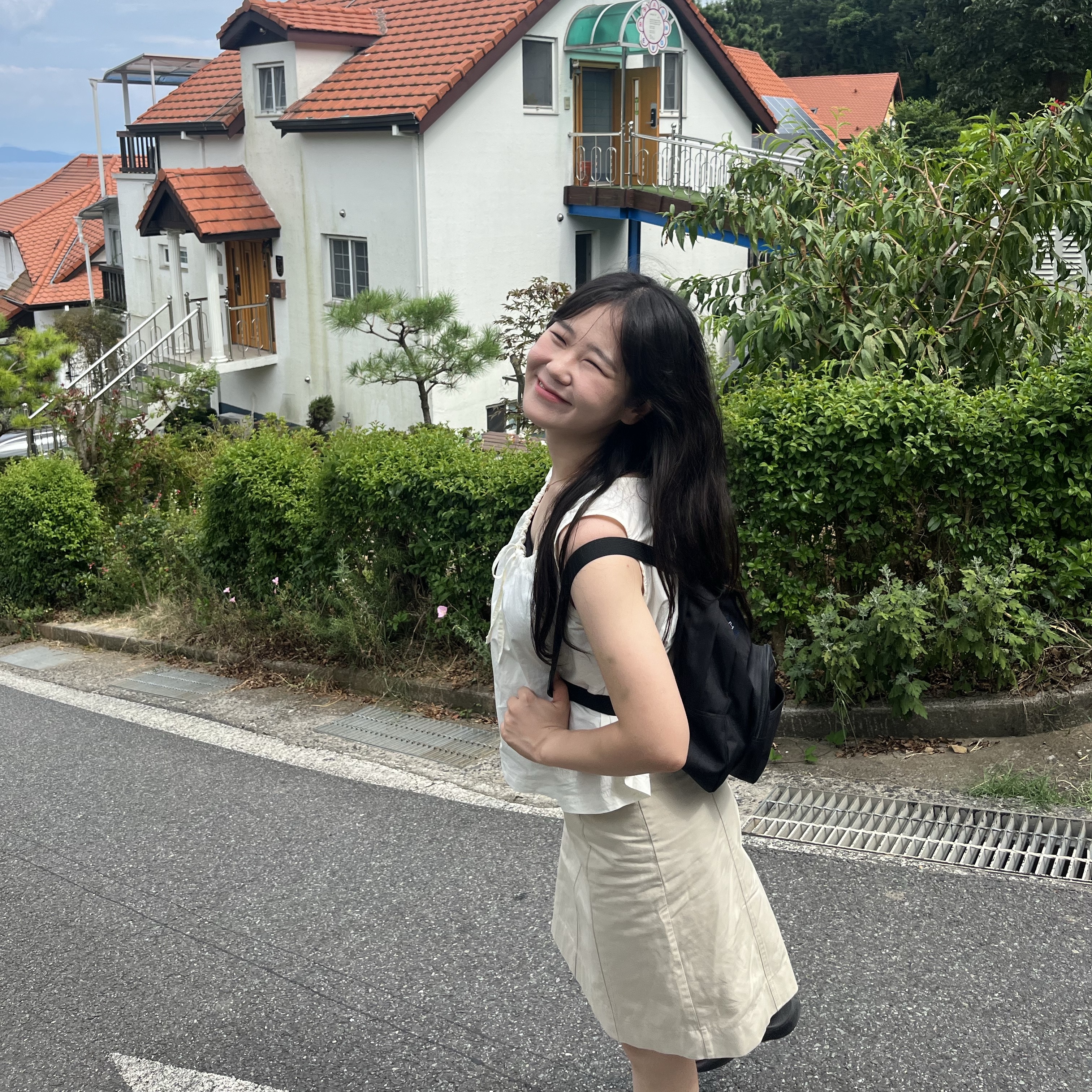 Jansport Half Pint Mini Backpack Black 착용 스타일