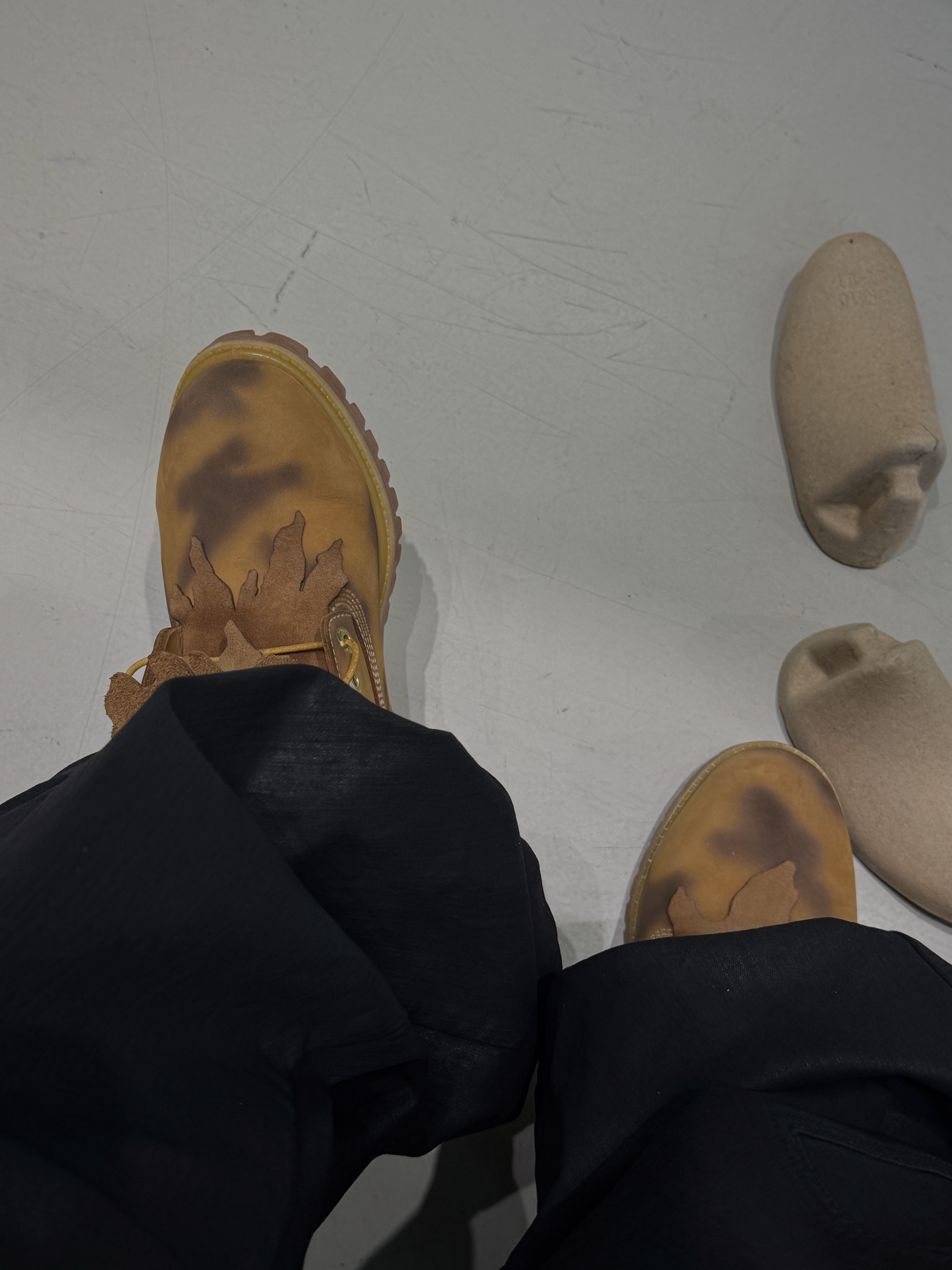 Timberland x Surgery 6 inch Boot Yellow - Wide 착용 스타일 - 2
