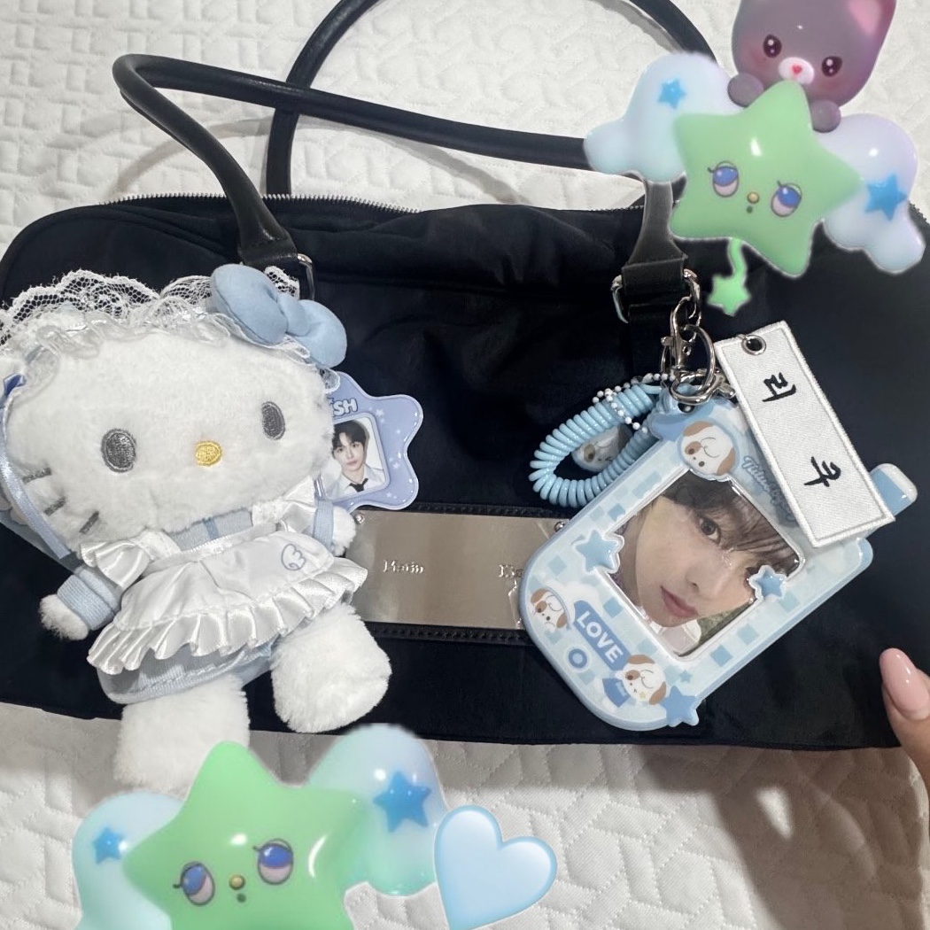 Sanrio Hello Kitty Mizuiro Days Series Mascot Holder 착용 스타일