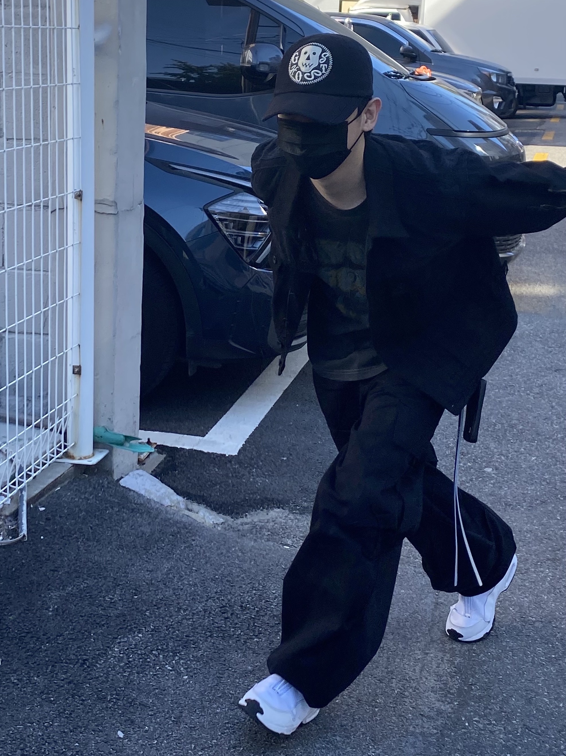 Nike x Comme des Garcons Homme Plus Air Max Sunder SP White 착용 스타일 - 3