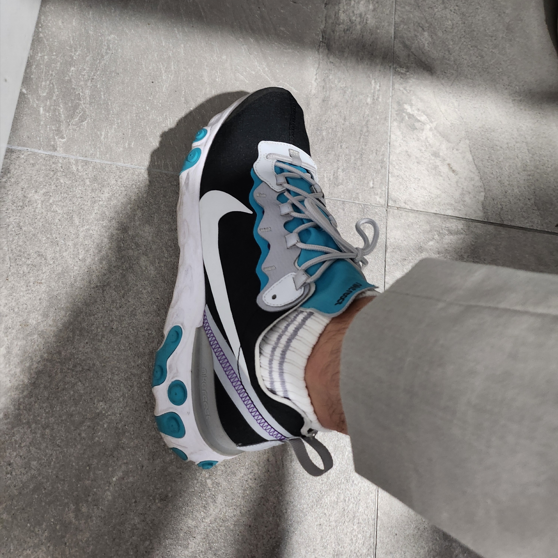 Nike React Element 55 Black Pure Platinum Teal Nebula 착용 스타일