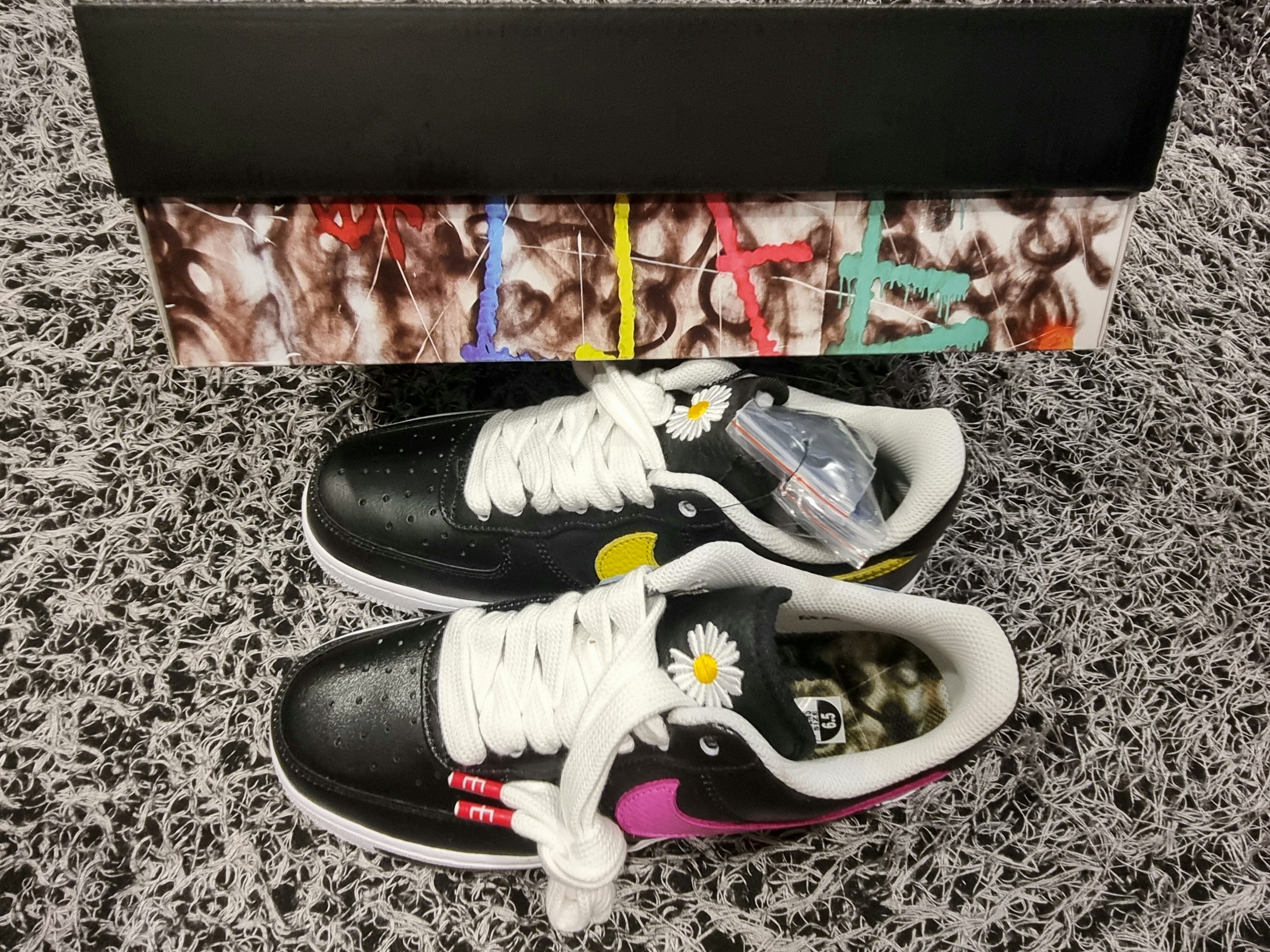 Nike x Peaceminusone Air Force 1 Low Para-Noise 3.0 Black and Multicolor 착용 스타일 - 7