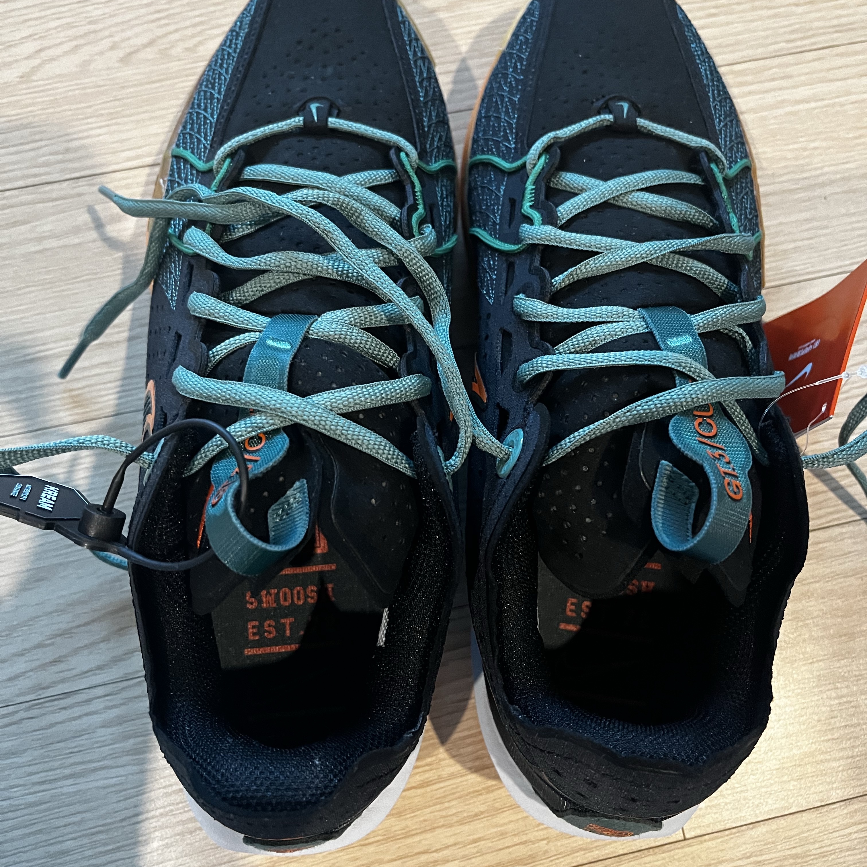 Nike Air Zoom GT Cut 3 EP Black Malachite 착용 스타일 - 2