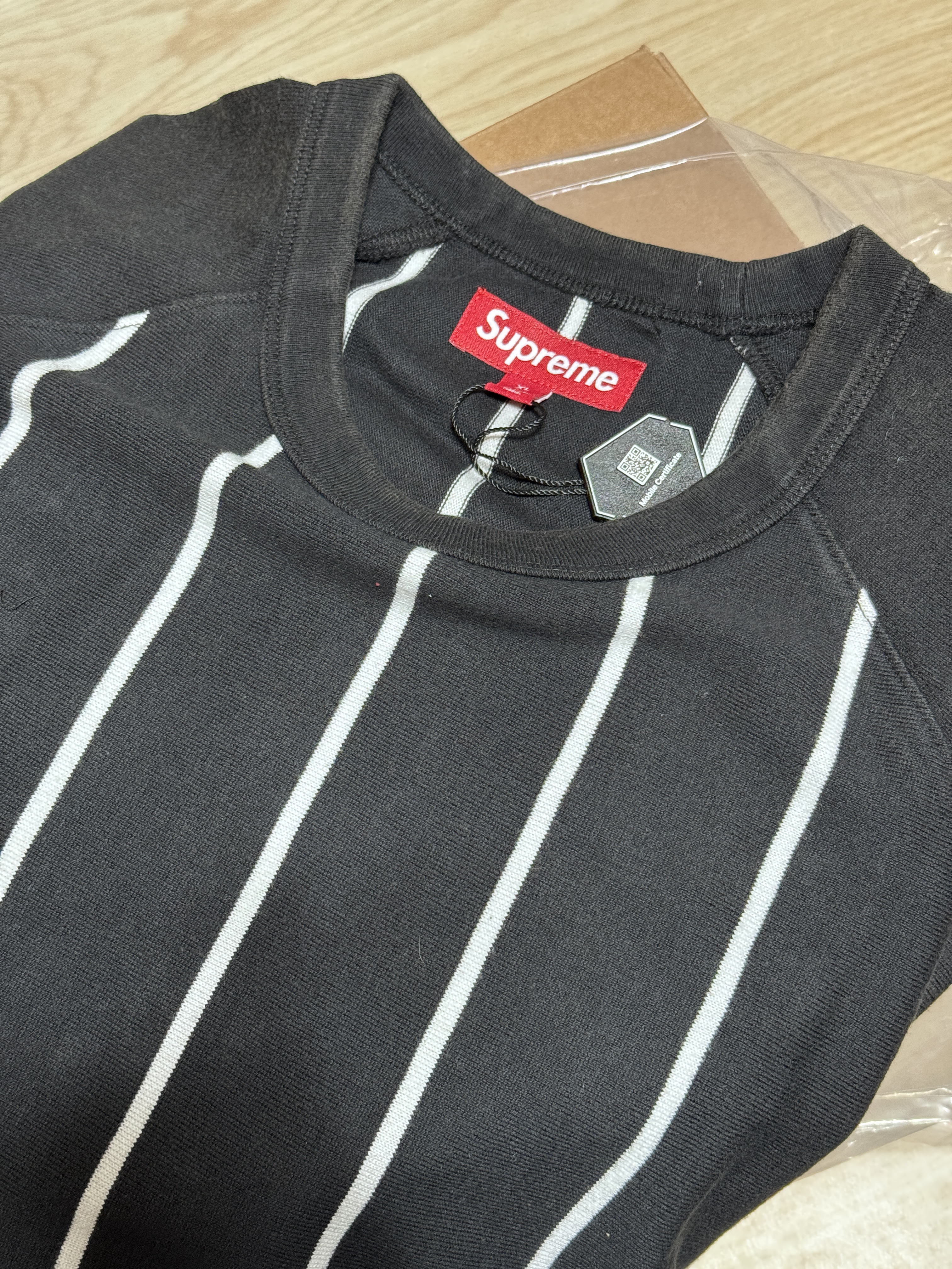 Supreme Stripe Raglan L/S Top Black - 24FW 착용 스타일