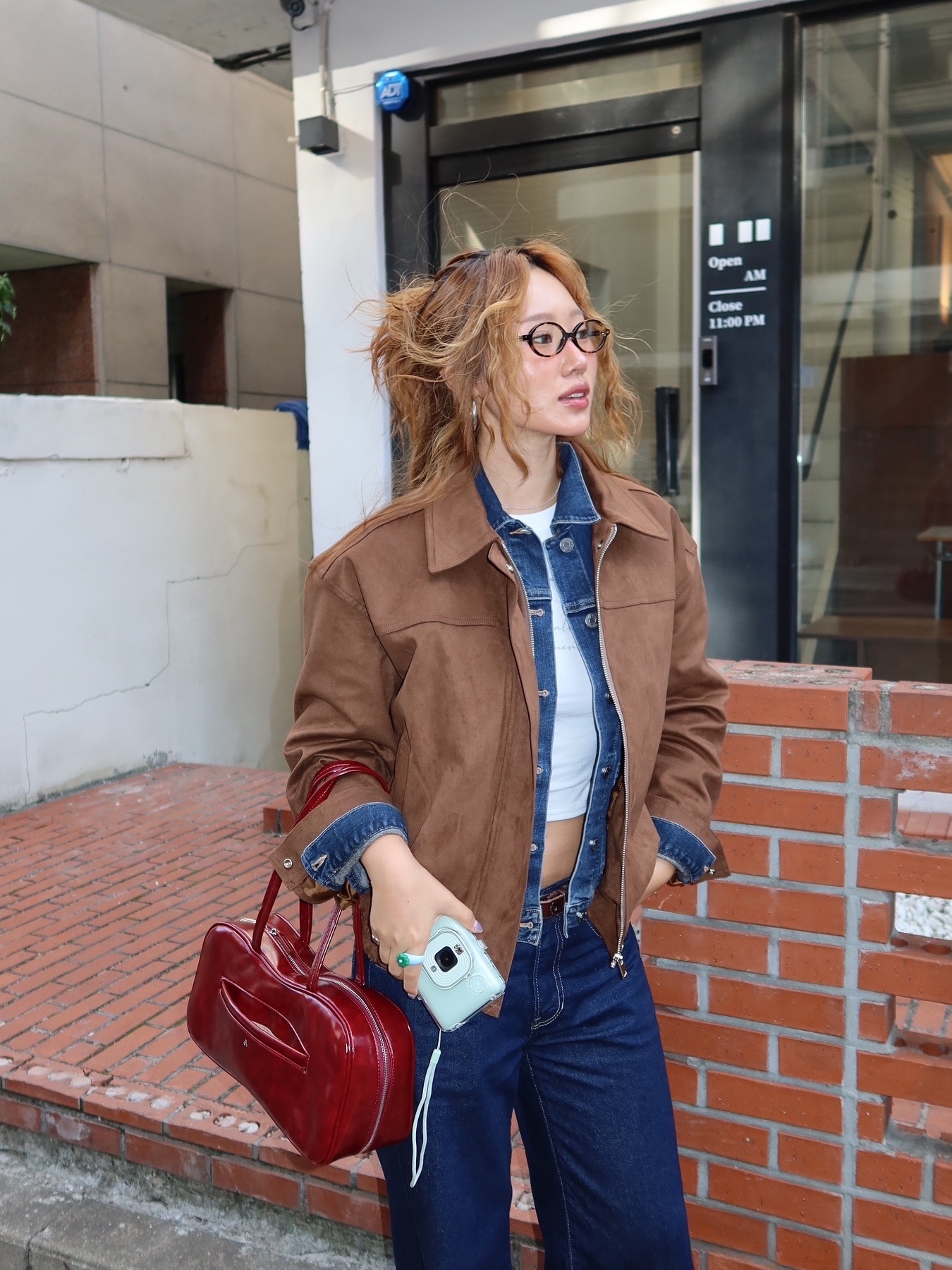 (W) Miu Miu Regard Sunglasses Blue Lenses Honey Tortoiseshell Acetate Standard fit 착용 스타일 - 1