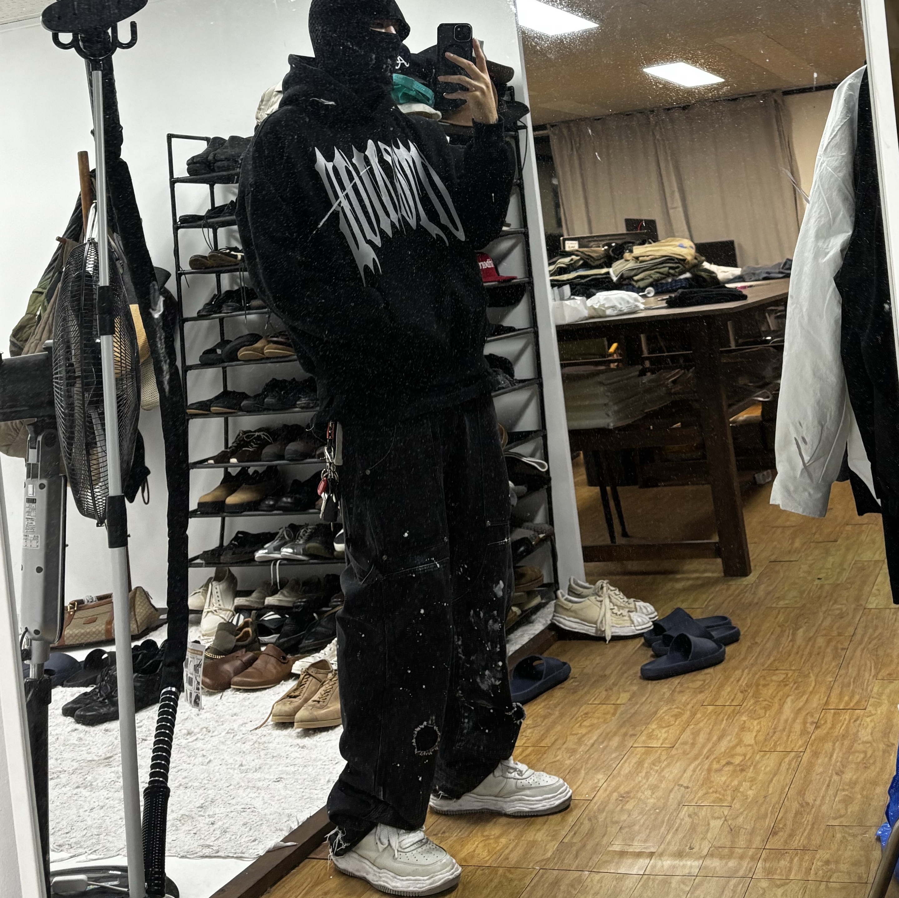 Wapworks Work Double Knee Carpenter Pants, Maison Mihara Yasuhiro Wayne OG Sole Embossed Leather Low-top Sneakers White 착용 스타일 - 2