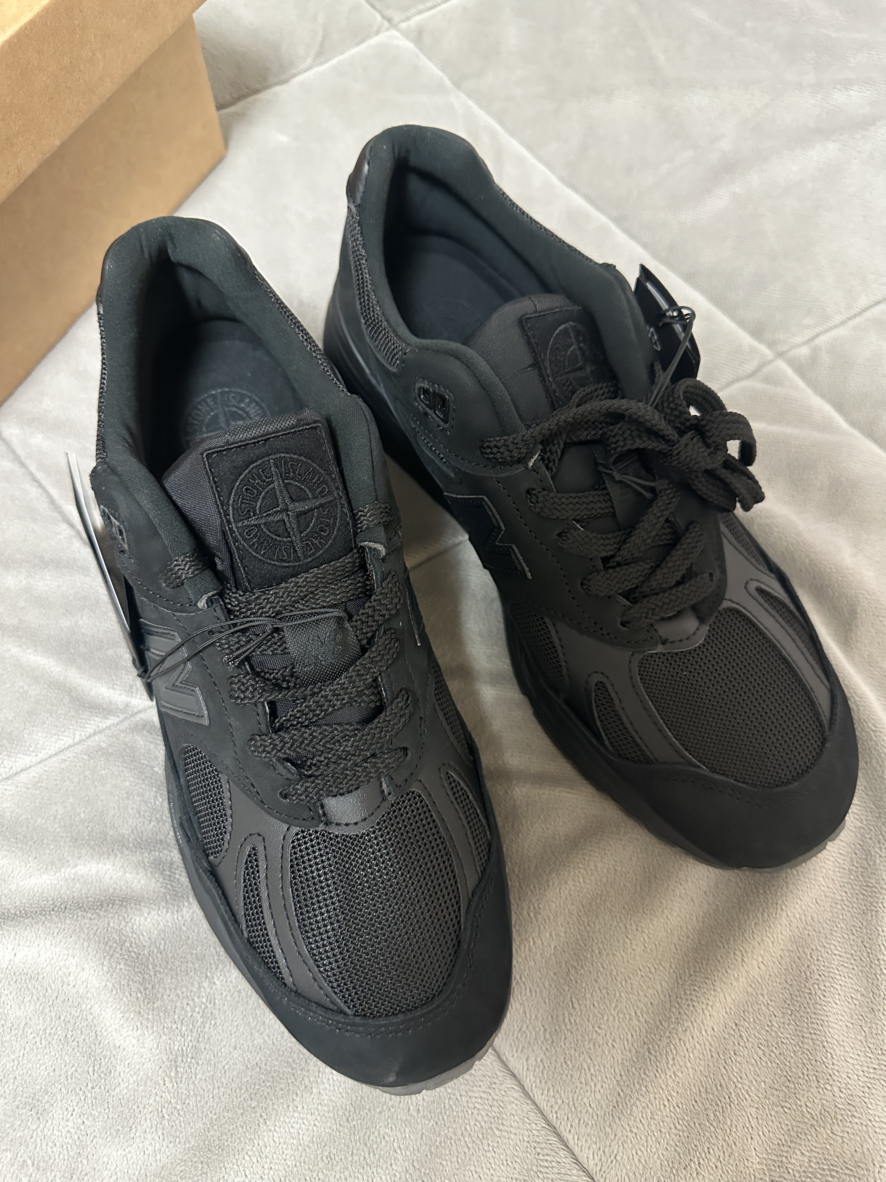 New Balance x Stone Island 991v2 Made in UK Black 착용 스타일 - 2