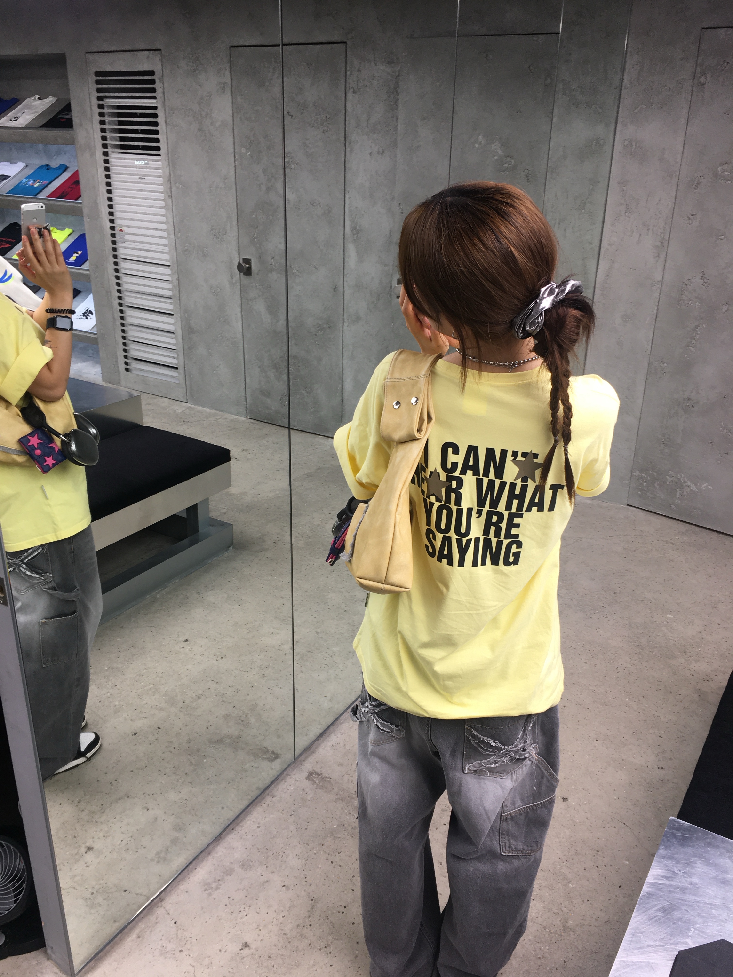 Thevinylhouse Star T-Shirt Yellow 착용 스타일