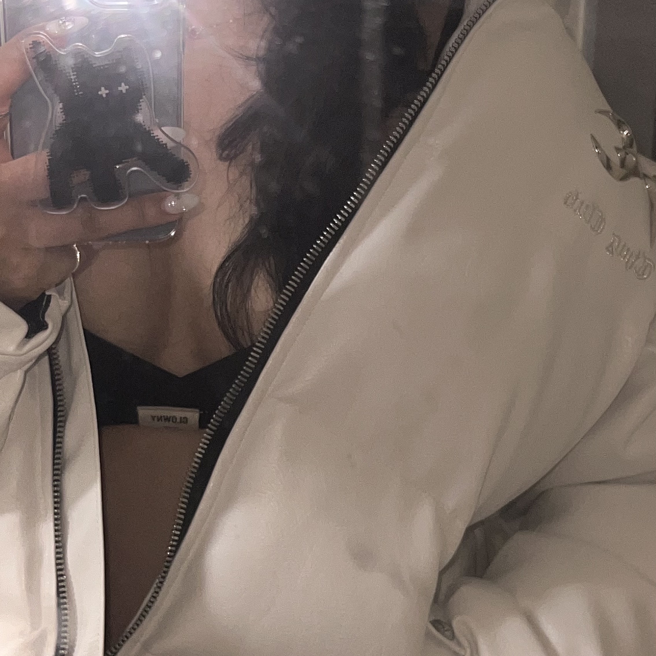 Thug Club Leather Puffer Jacket White (Polyester) 착용 스타일