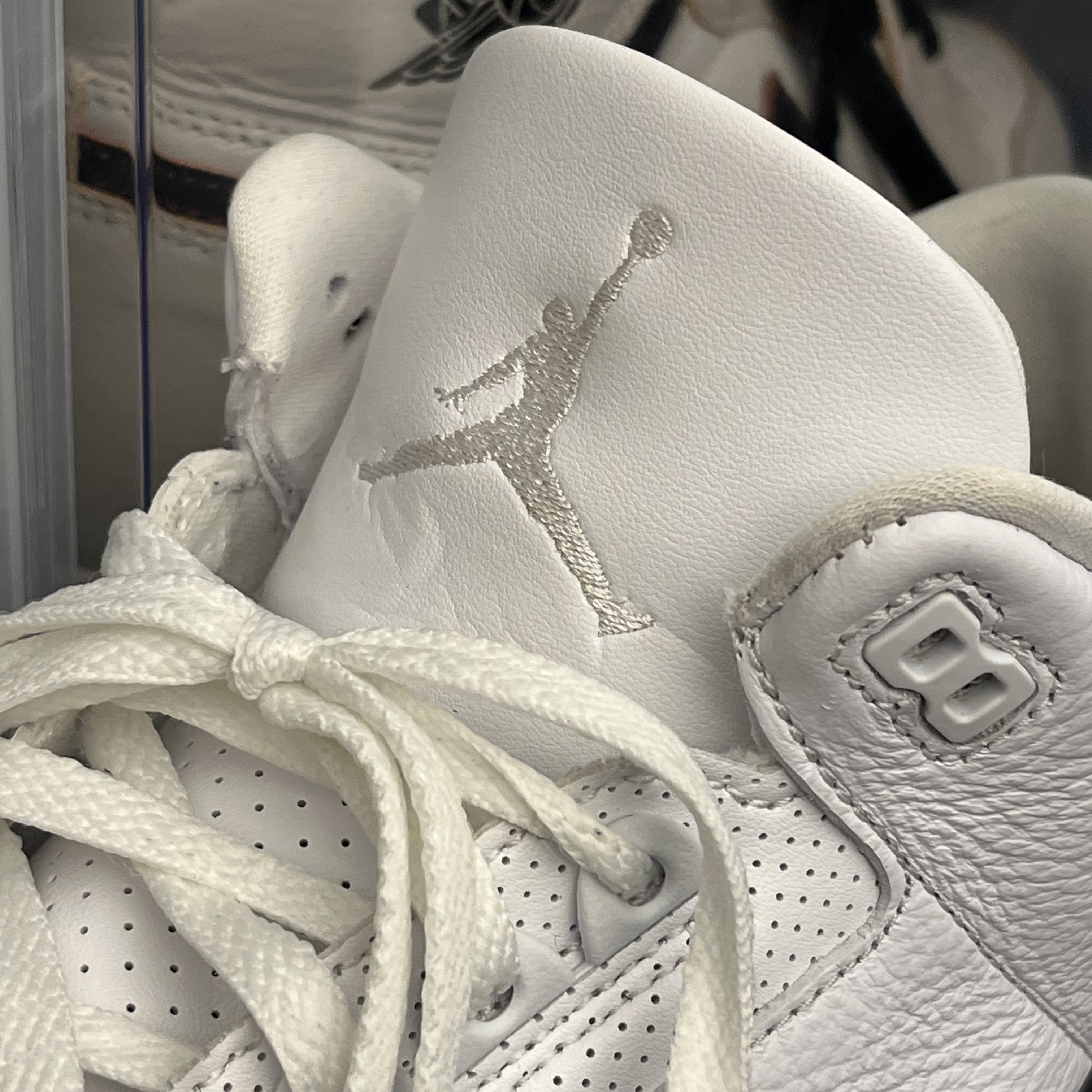 Jordan 3 x Fragment Retro SP White Black 착용 스타일 - 3
