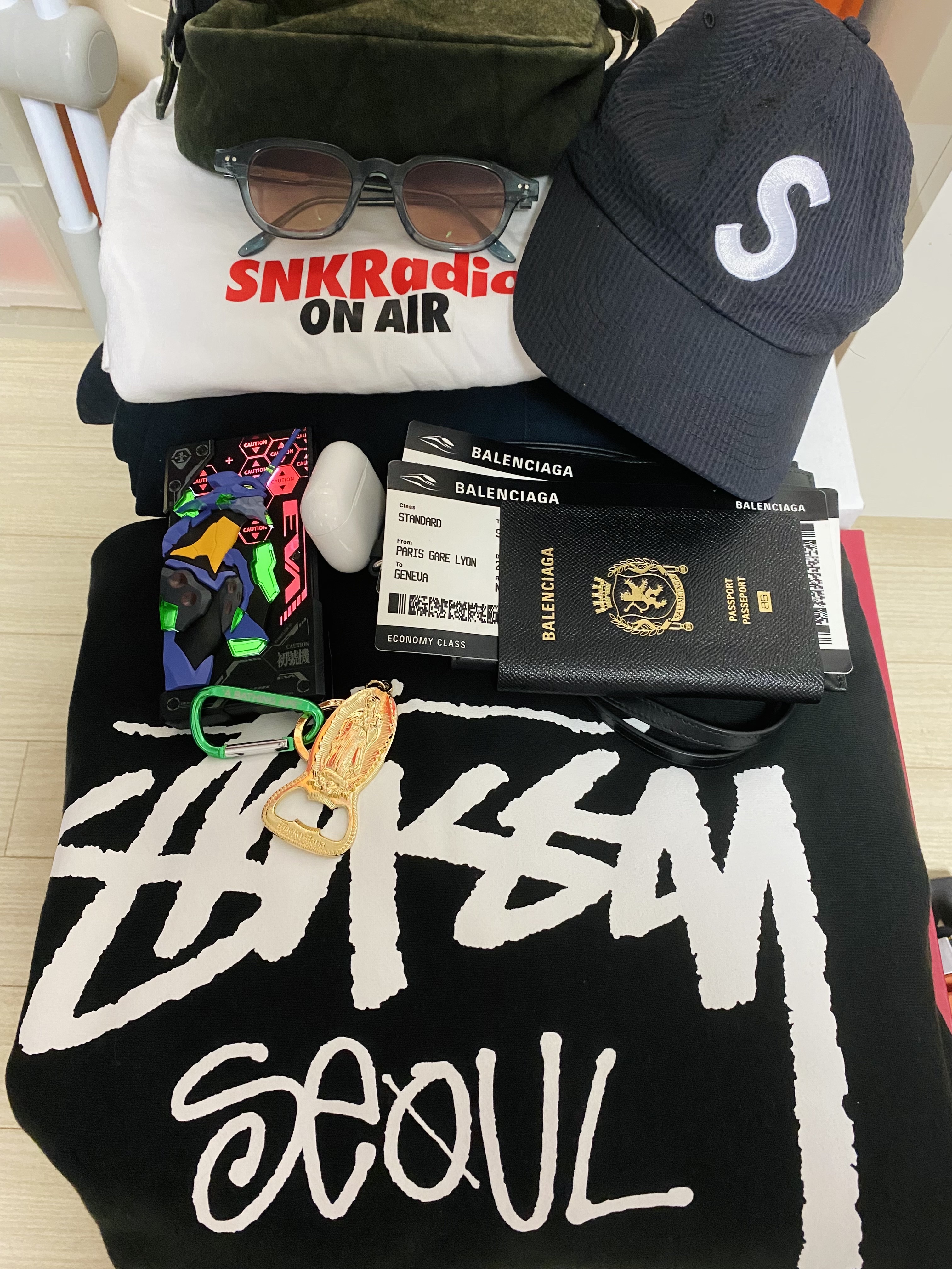 Stussy Stock Seoul Zip Hood Black, Stussy Canvas Side Pouch Washed Black 착용 스타일 - 1