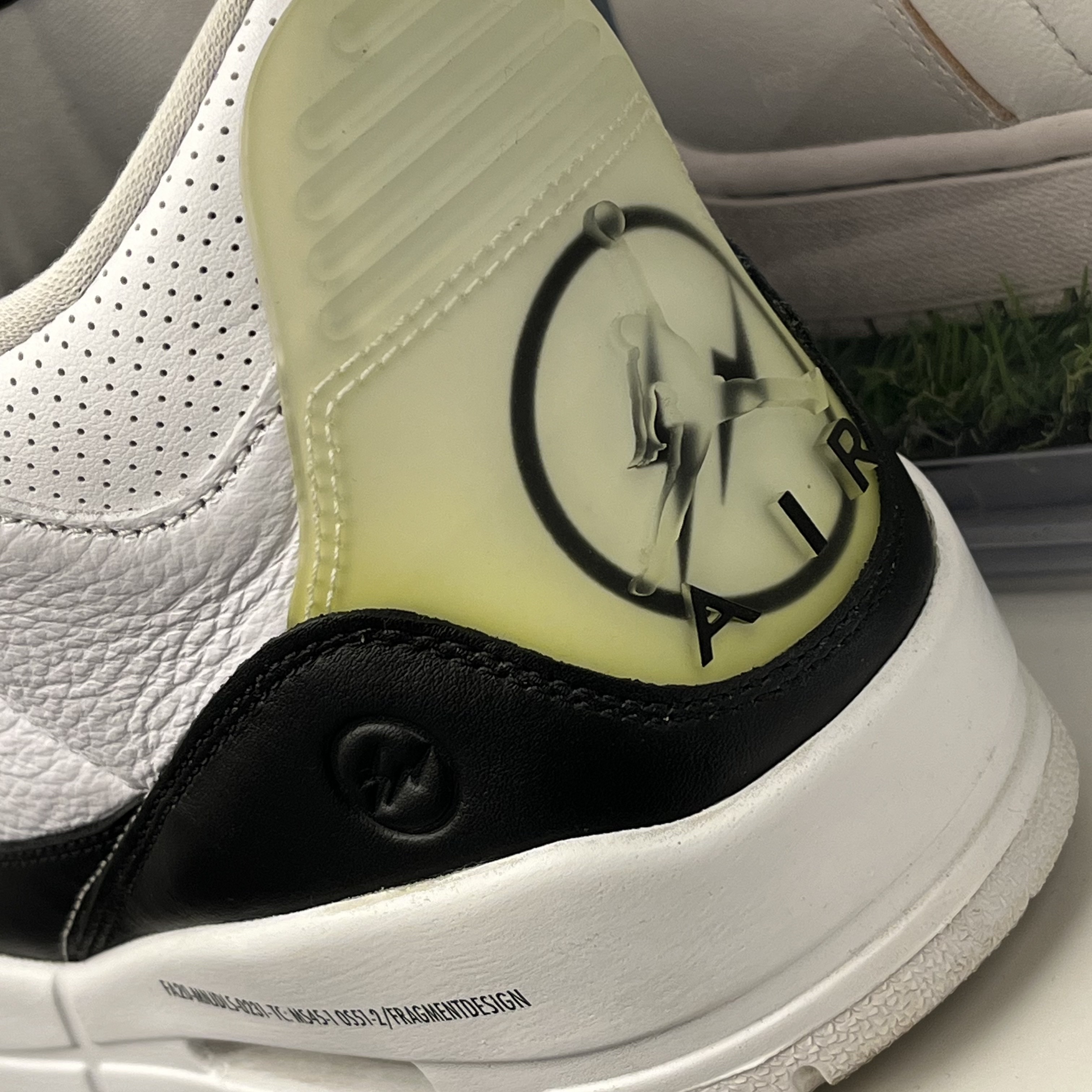 Jordan 3 x Fragment Retro SP White Black 착용 스타일 - 2