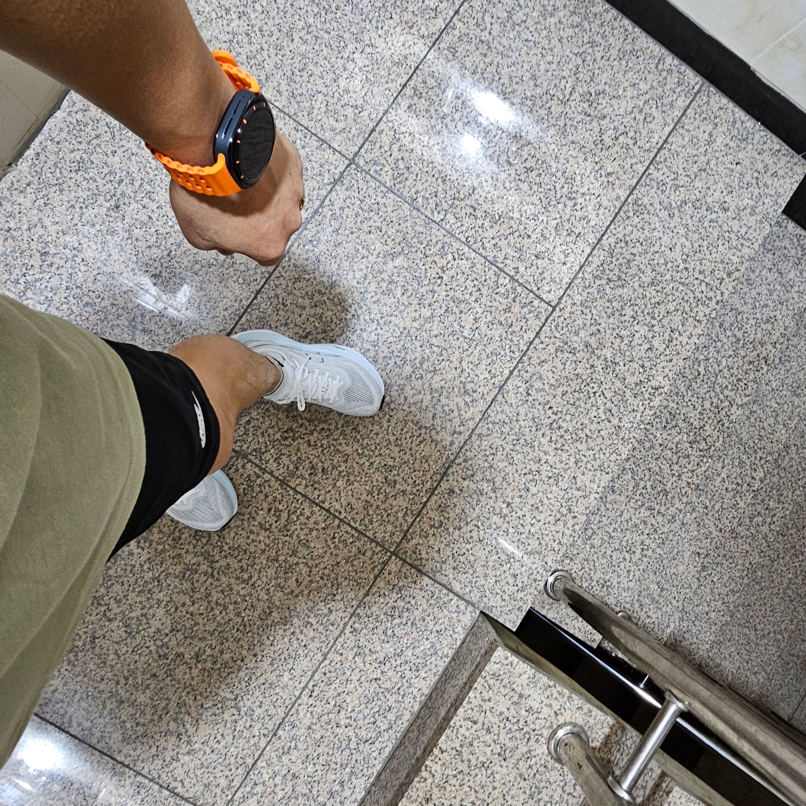 Asics Superblast 2 White Cool Grey 착용 스타일