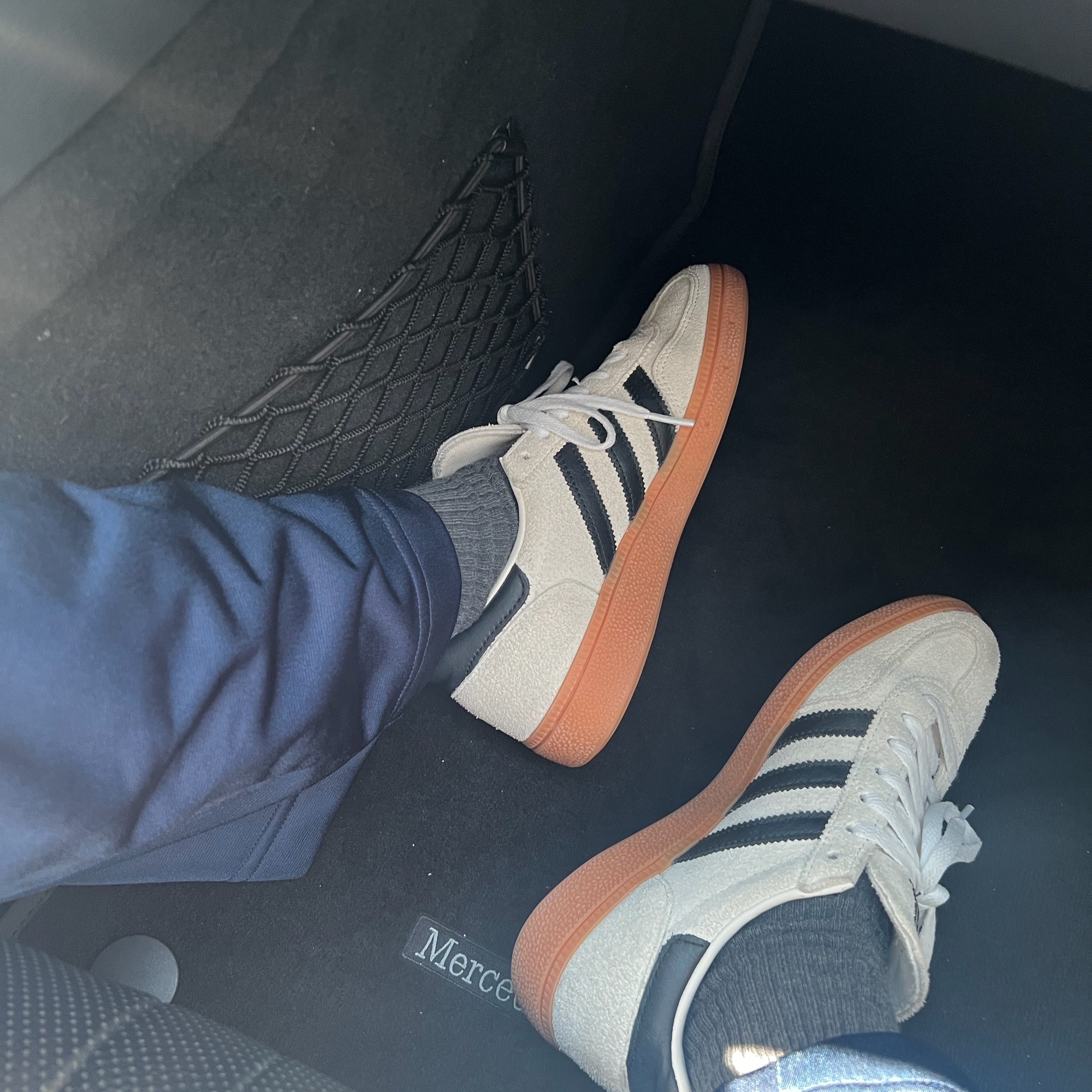 (W) Adidas Spezial Handball Aluminium Core Black 착용 스타일